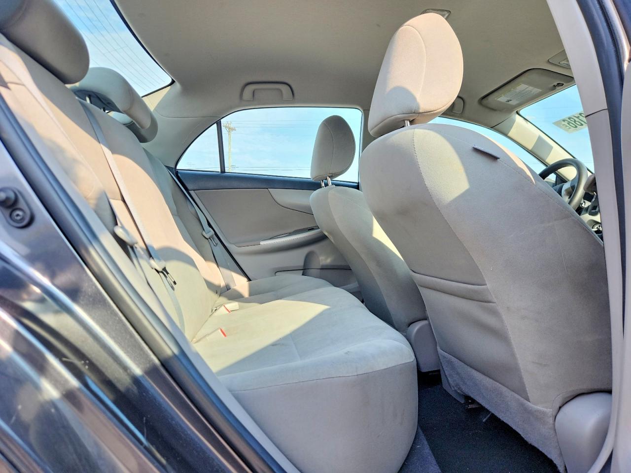 2012 Toyota Corolla Le Gray vin: 2T1BU4EE3CC906761