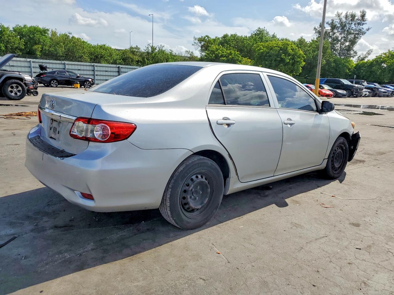 2012 Toyota Corolla L Silver vin: 2T1BU4EE3CC908512