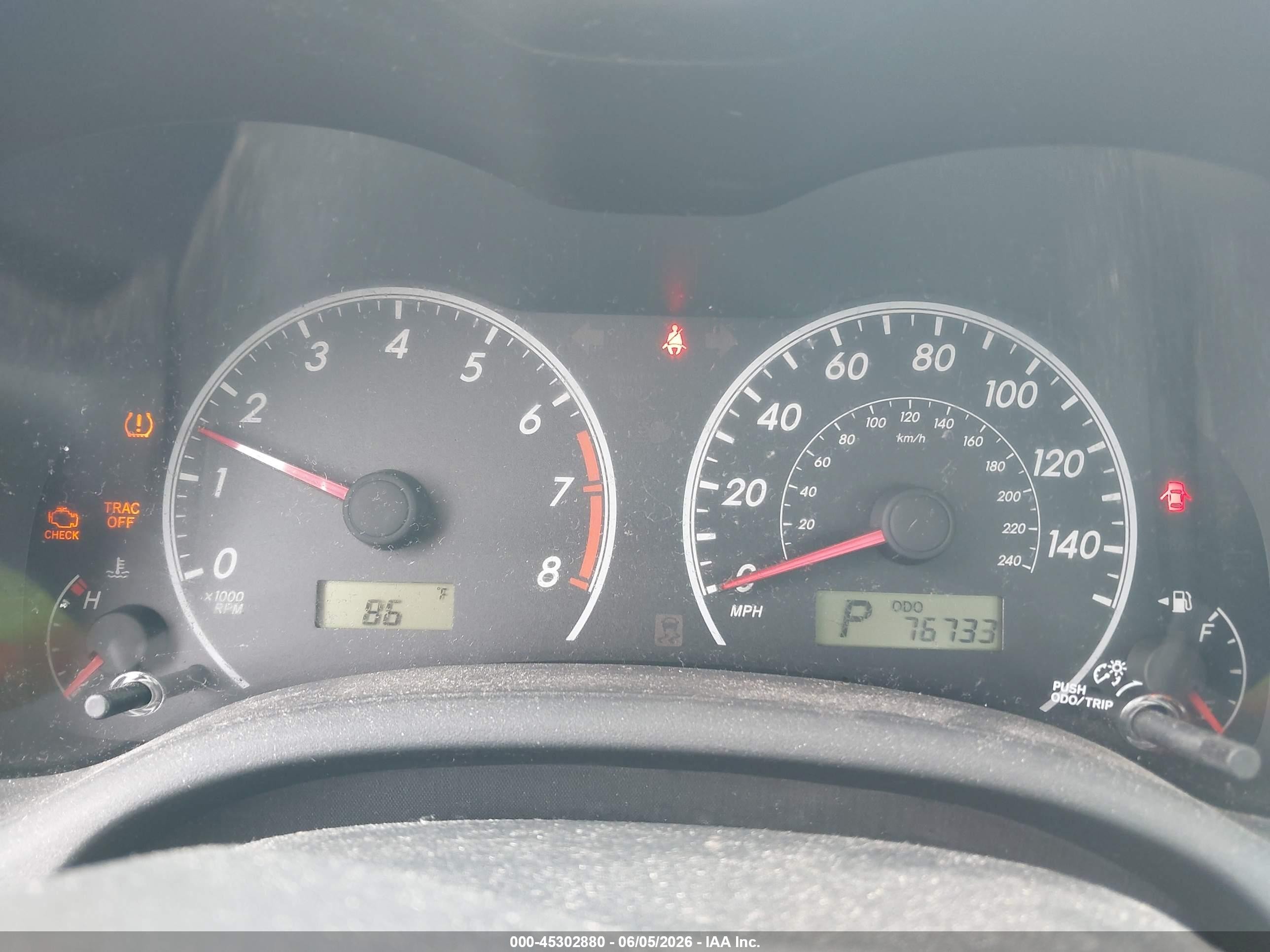 2013 Toyota Corolla L Silver vin: 2T1BU4EE3DC003480