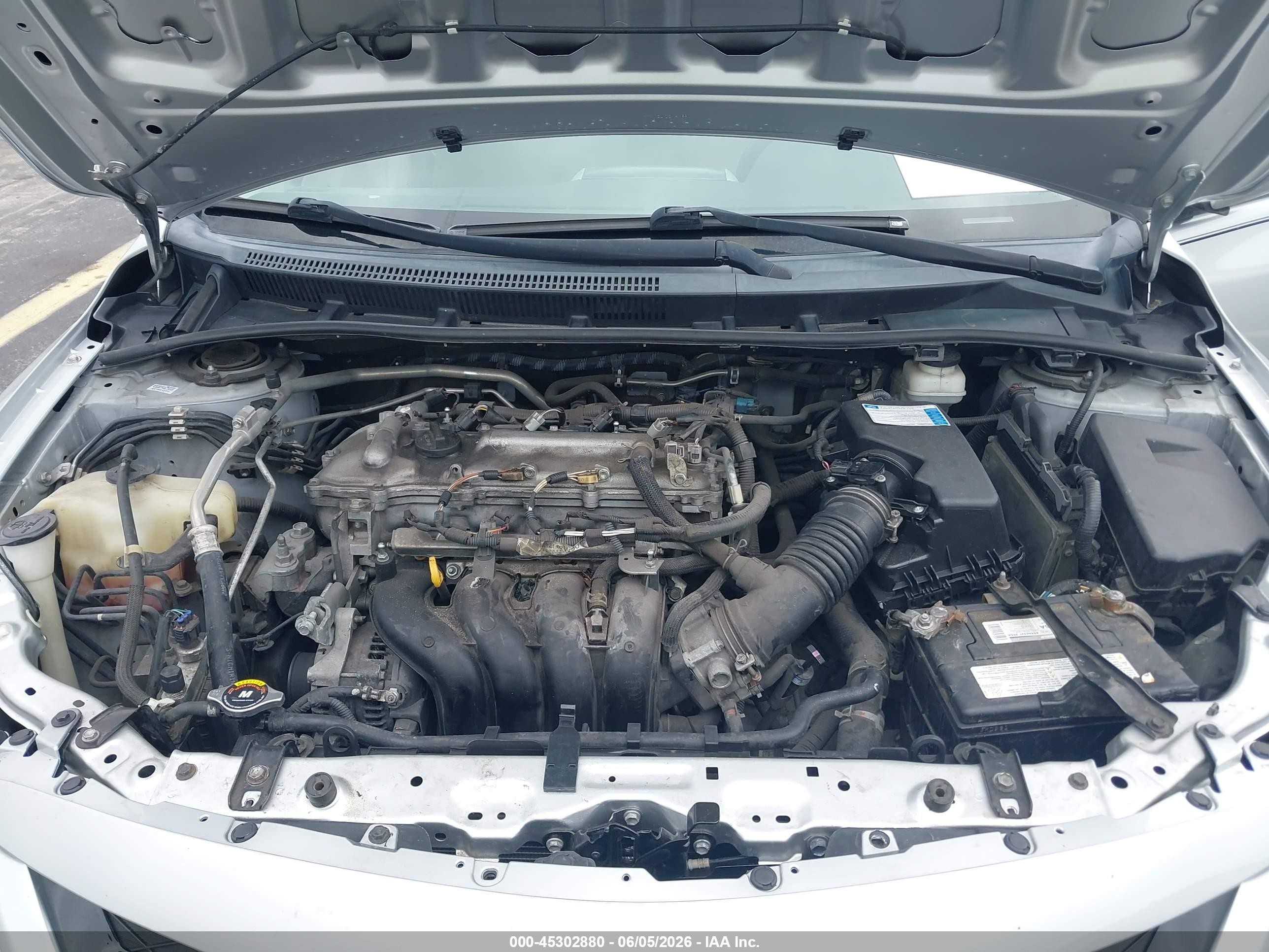 2013 Toyota Corolla L Silver vin: 2T1BU4EE3DC003480