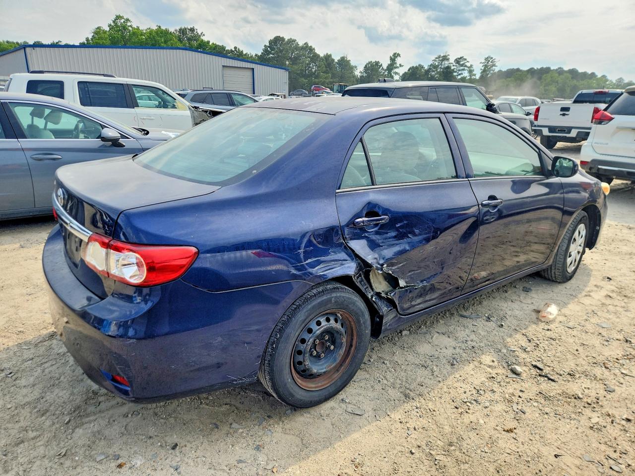 2013 Toyota Corolla L Blue vin: 2T1BU4EE3DC003916