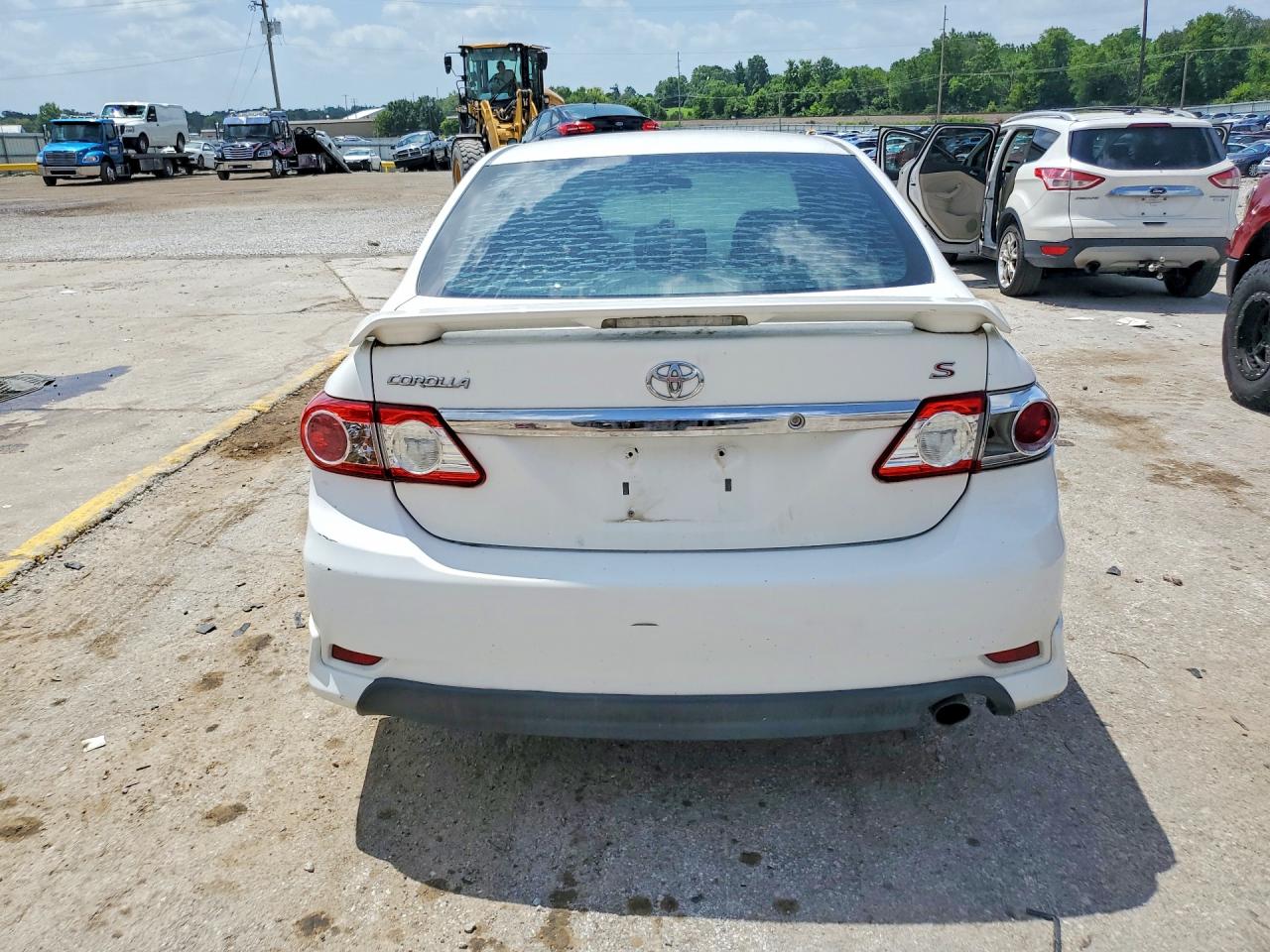 2013 Toyota Corolla S White vin: 2T1BU4EE3DC014429