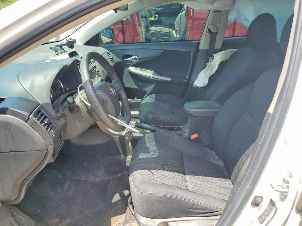 2013 Toyota Corolla S White vin: 2T1BU4EE3DC014429