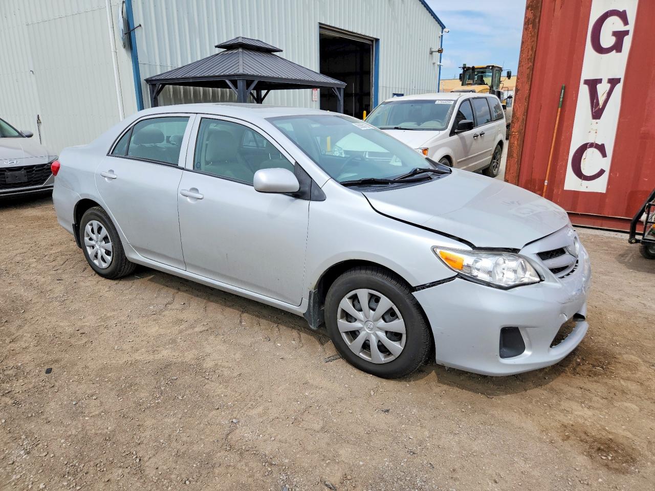 2013 Toyota Corolla Silver vin: 2T1BU4EE3DC015838