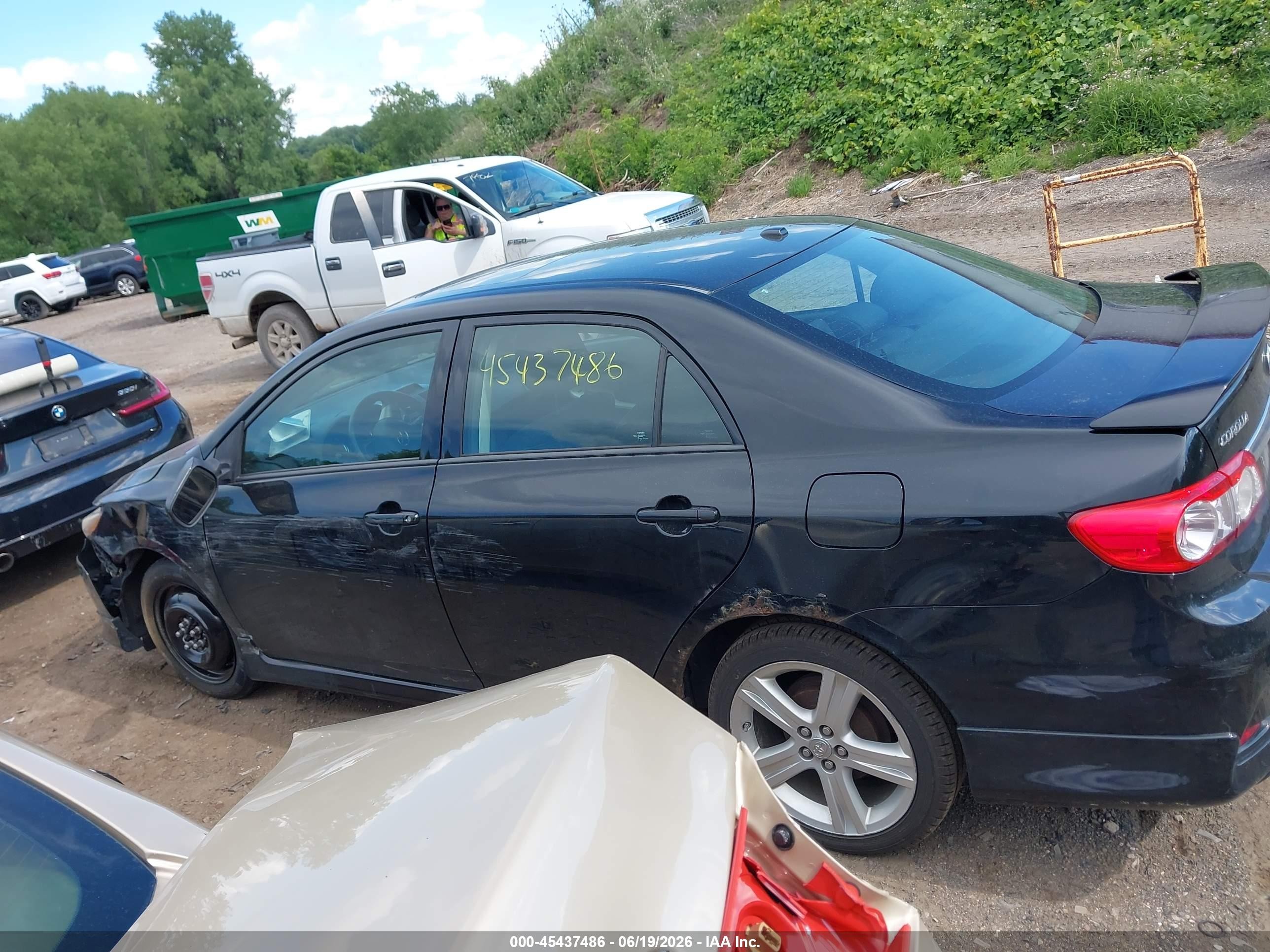2013 Toyota Corolla S Black vin: 2T1BU4EE3DC070550