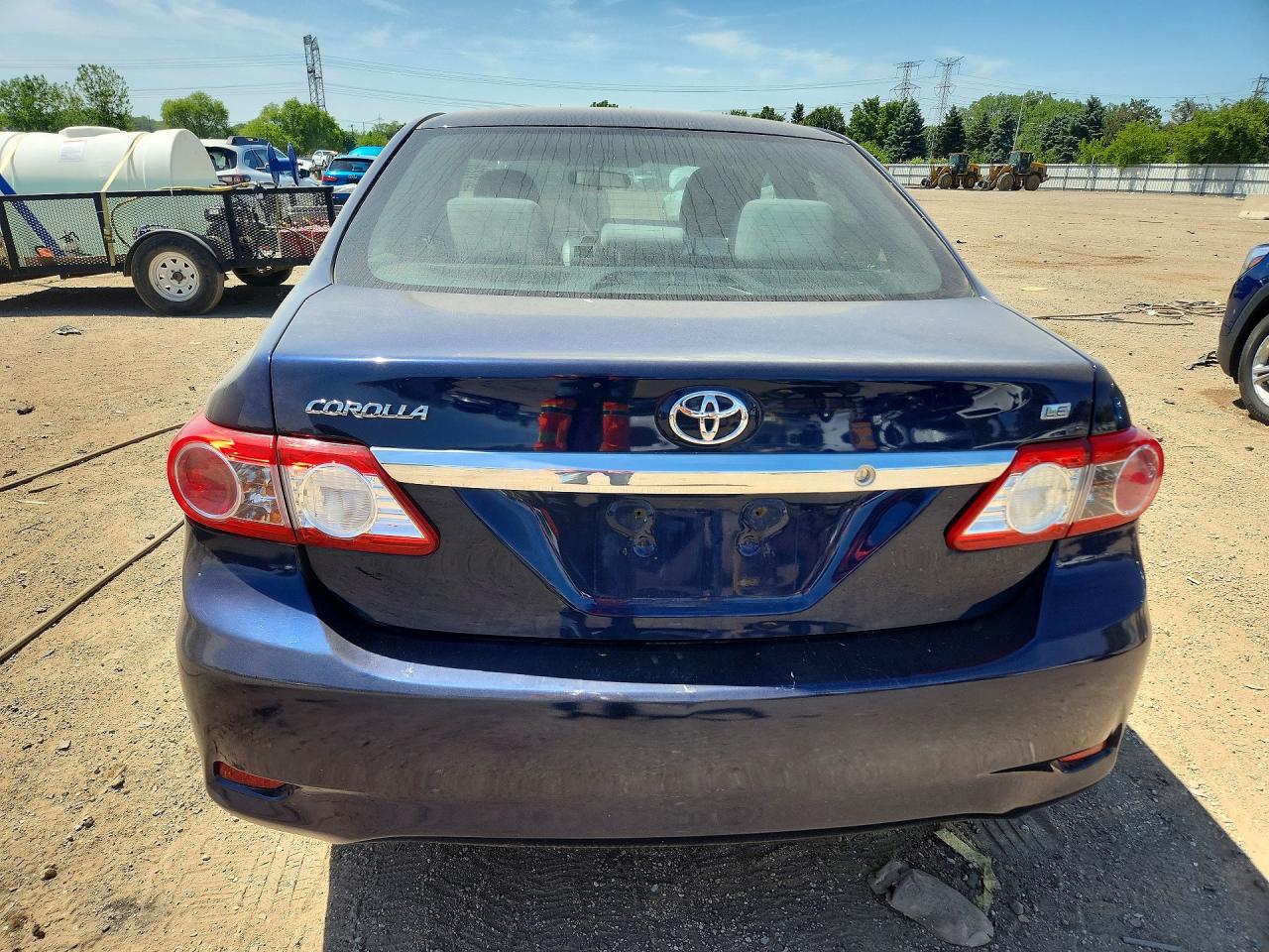 2013 Toyota Corolla Le Blue vin: 2T1BU4EE3DC070869