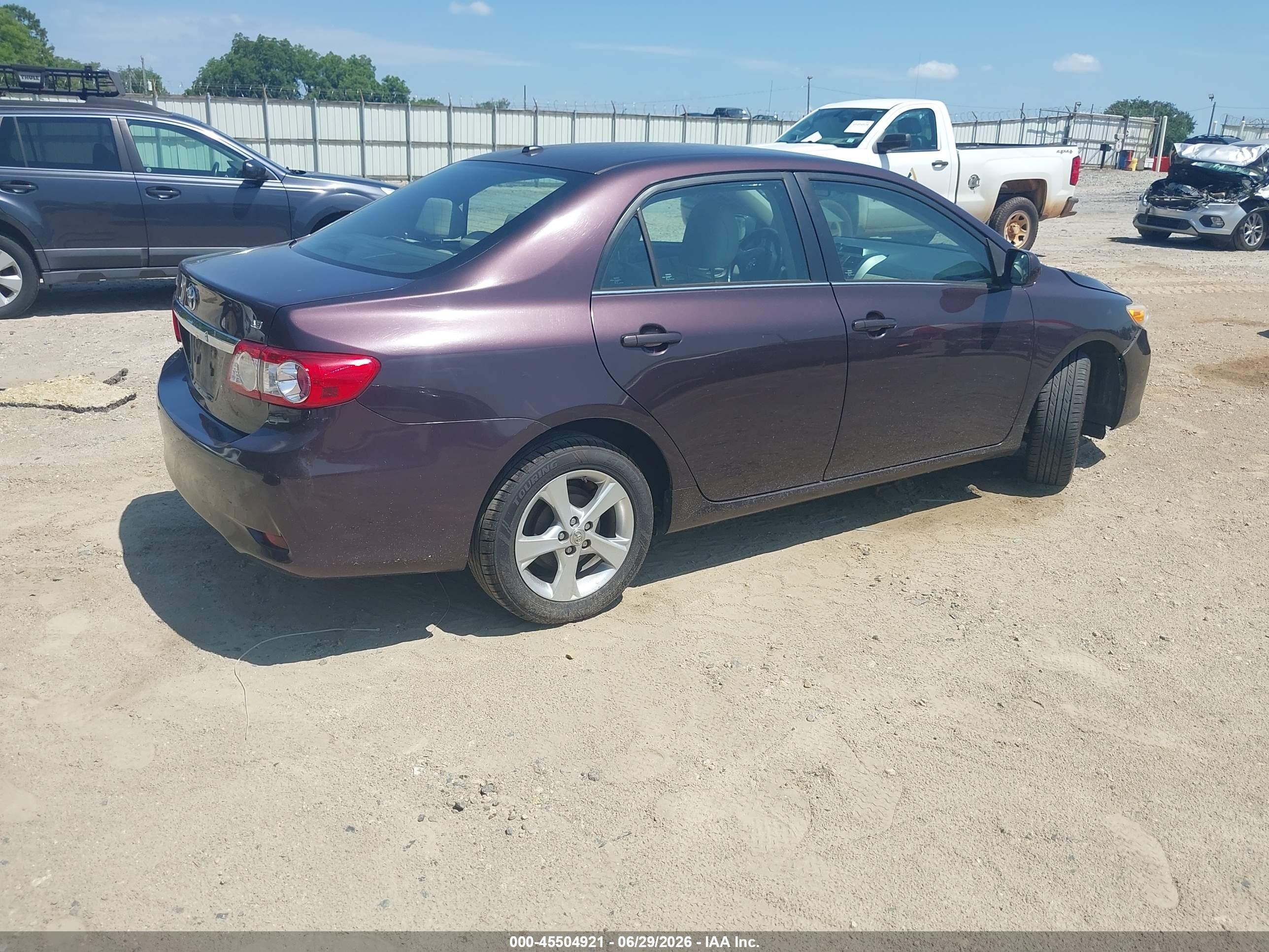 2013 Toyota Corolla Le Special Edition Purple vin: 2T1BU4EE3DC076056