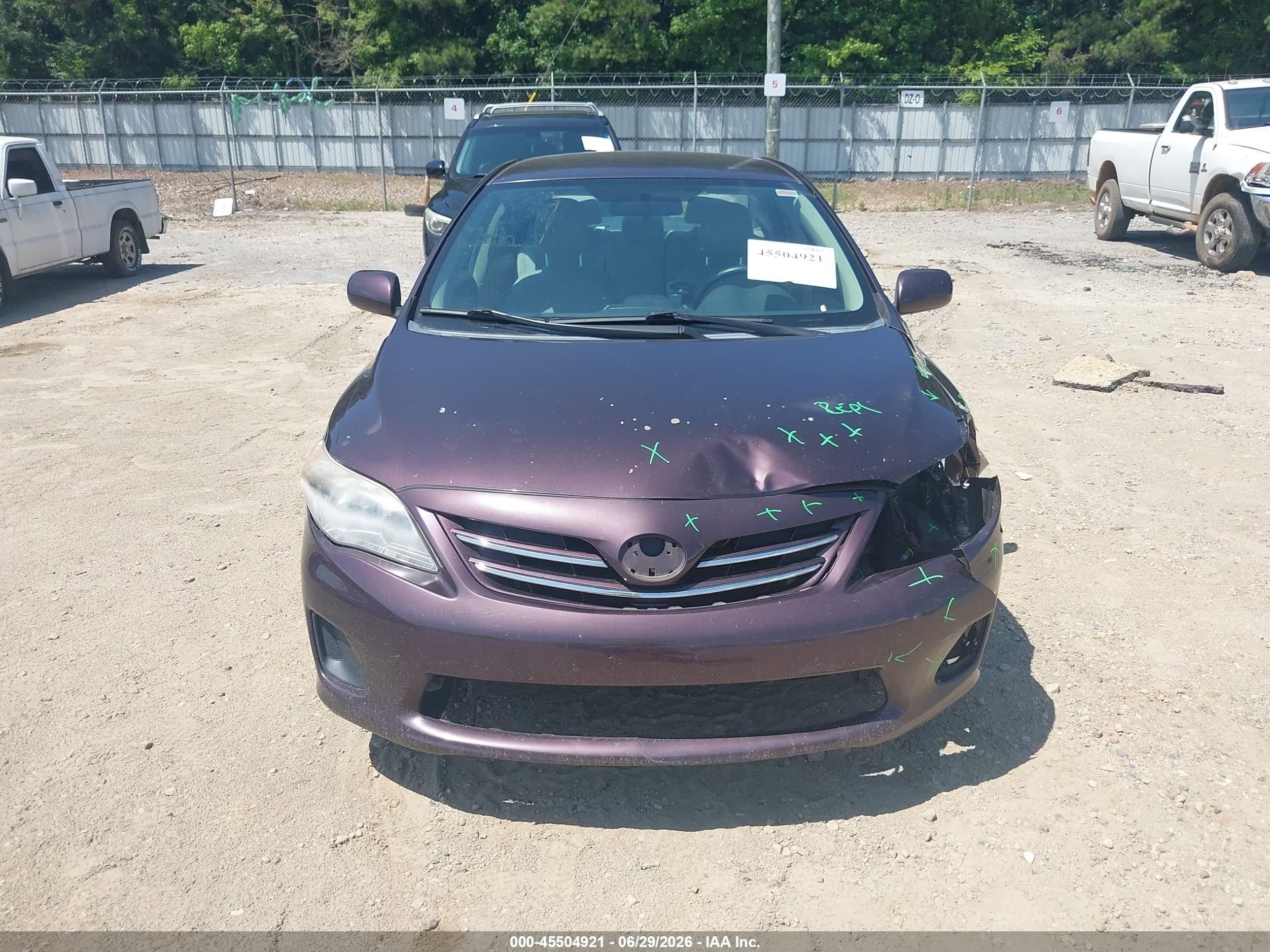 2013 Toyota Corolla Le Special Edition Purple vin: 2T1BU4EE3DC076056