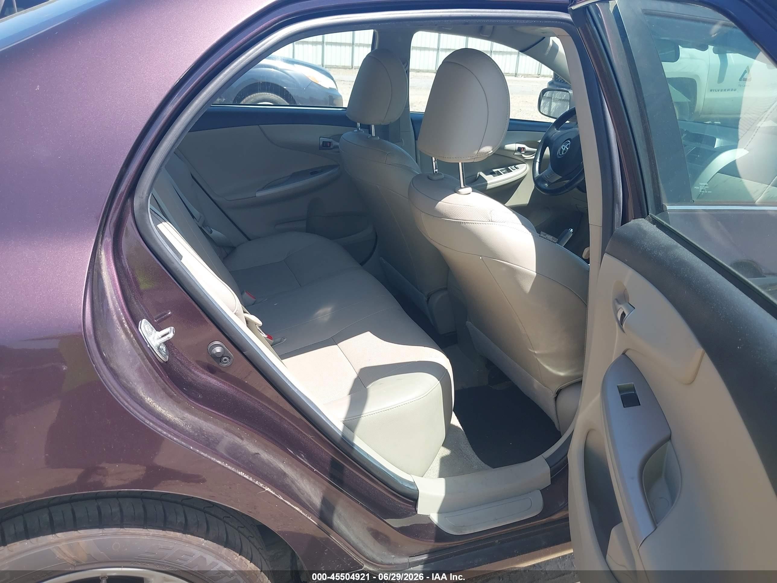 2013 Toyota Corolla Le Special Edition Purple vin: 2T1BU4EE3DC076056