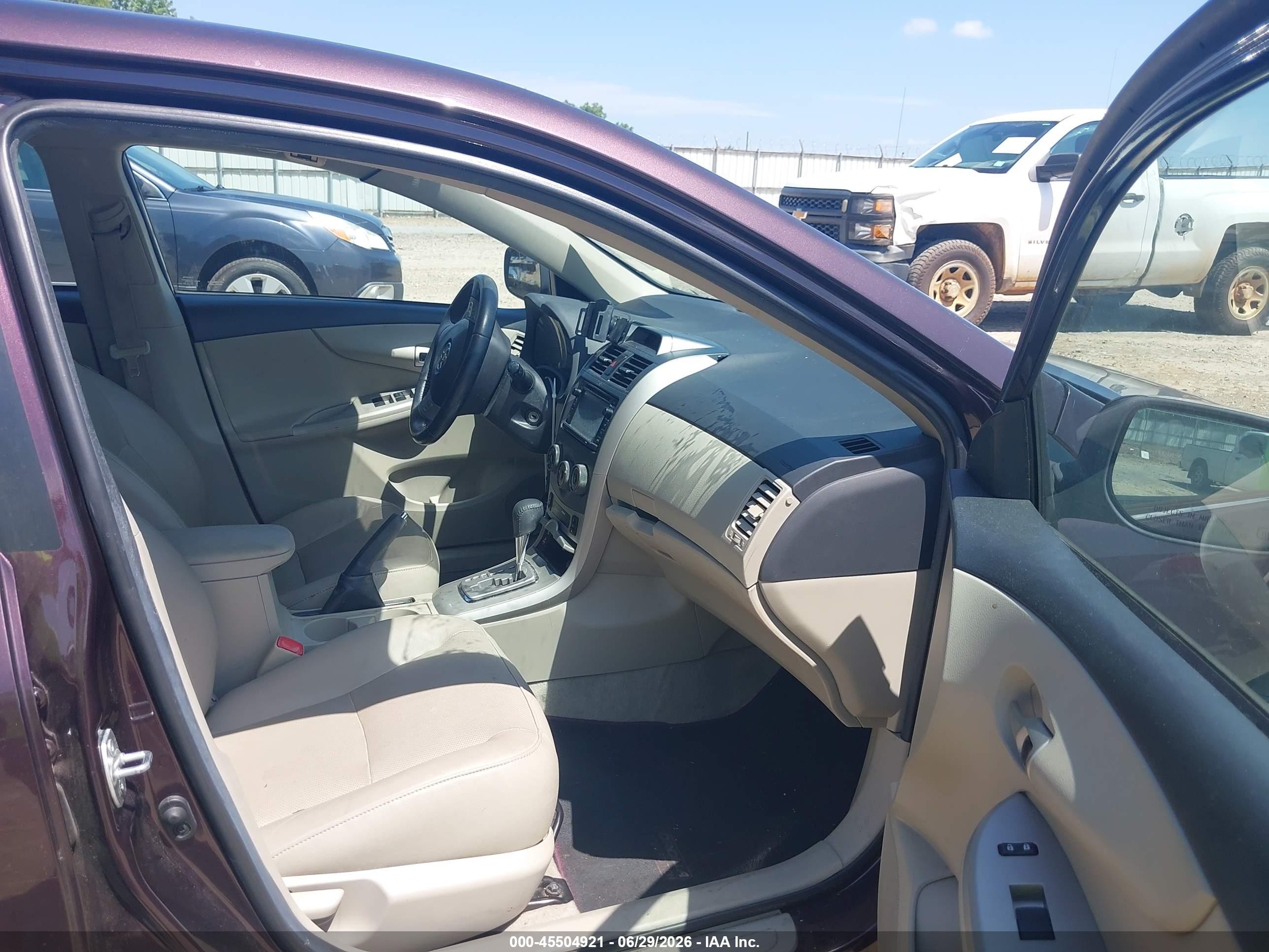 2013 Toyota Corolla Le Special Edition Purple vin: 2T1BU4EE3DC076056