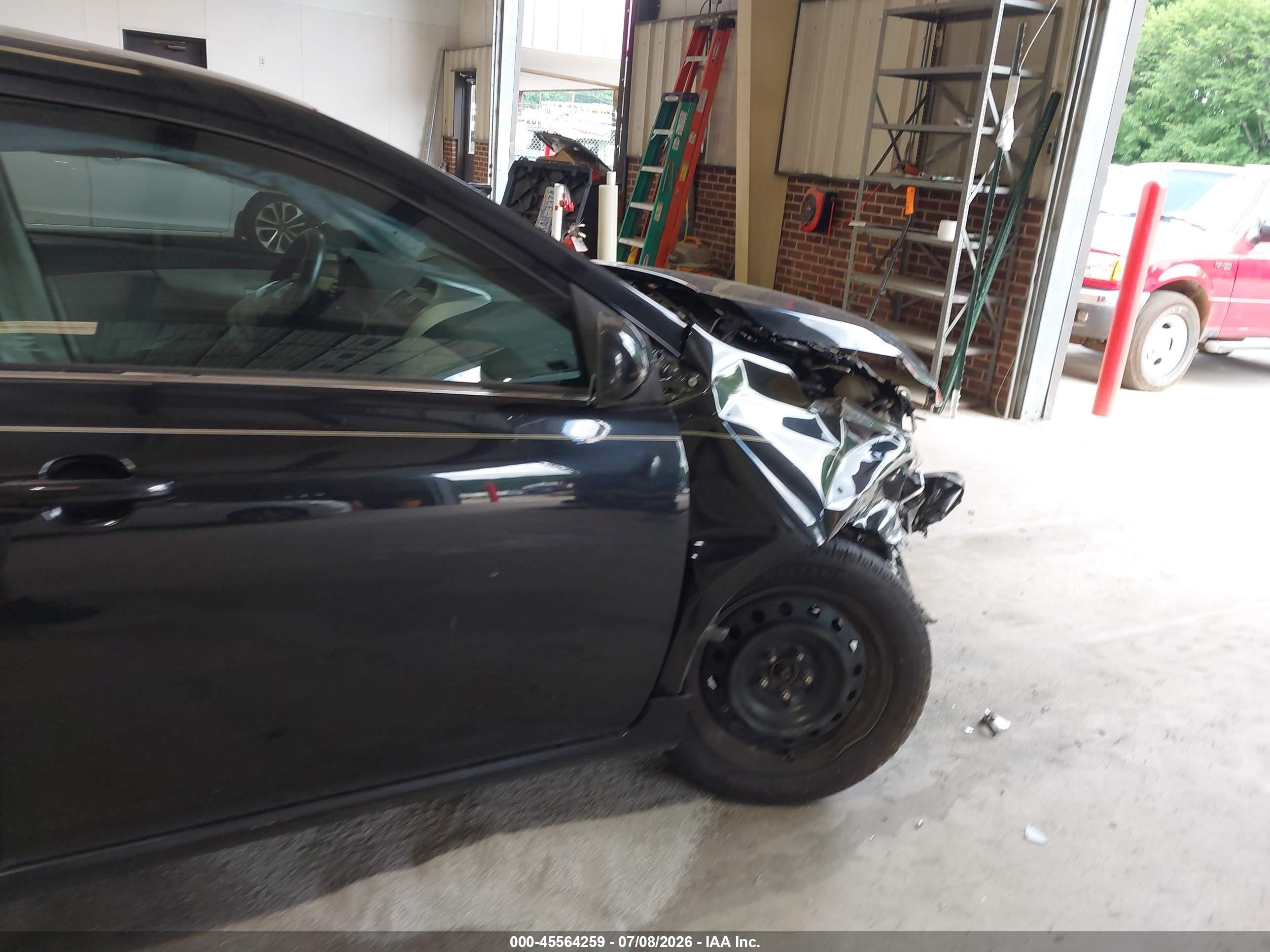 2013 Toyota Corolla Le Черный vin: 2T1BU4EE3DC081810