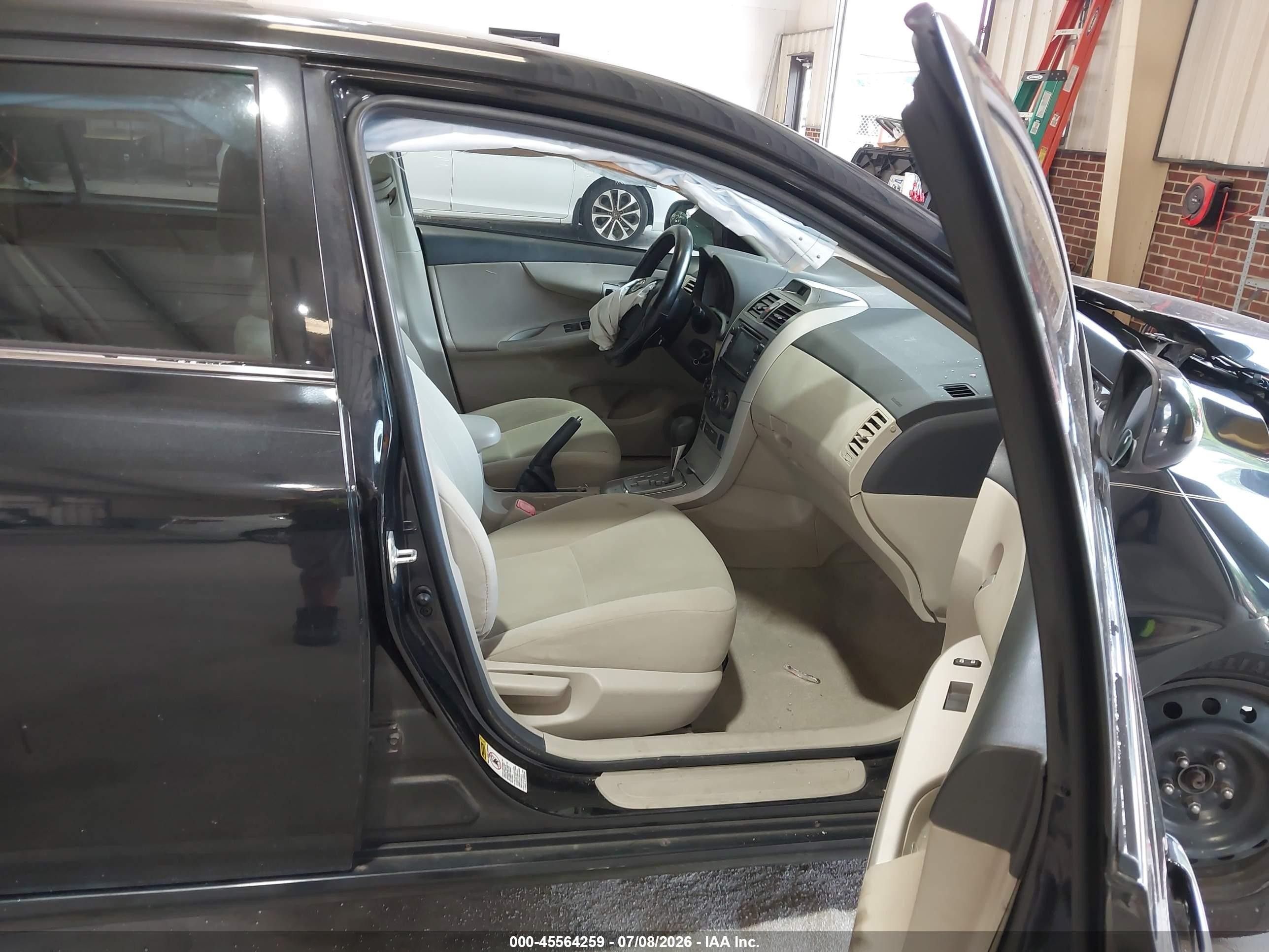 2013 Toyota Corolla Le Черный vin: 2T1BU4EE3DC081810
