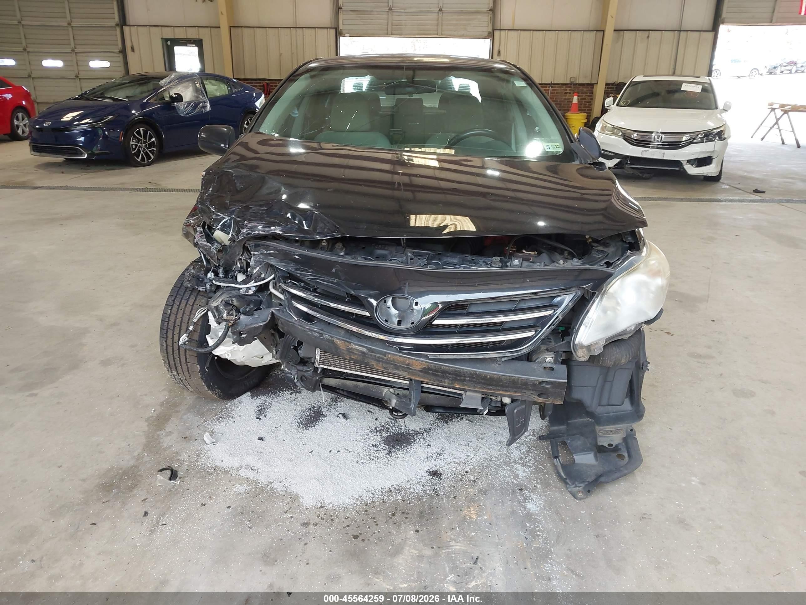 2013 Toyota Corolla Le Черный vin: 2T1BU4EE3DC081810