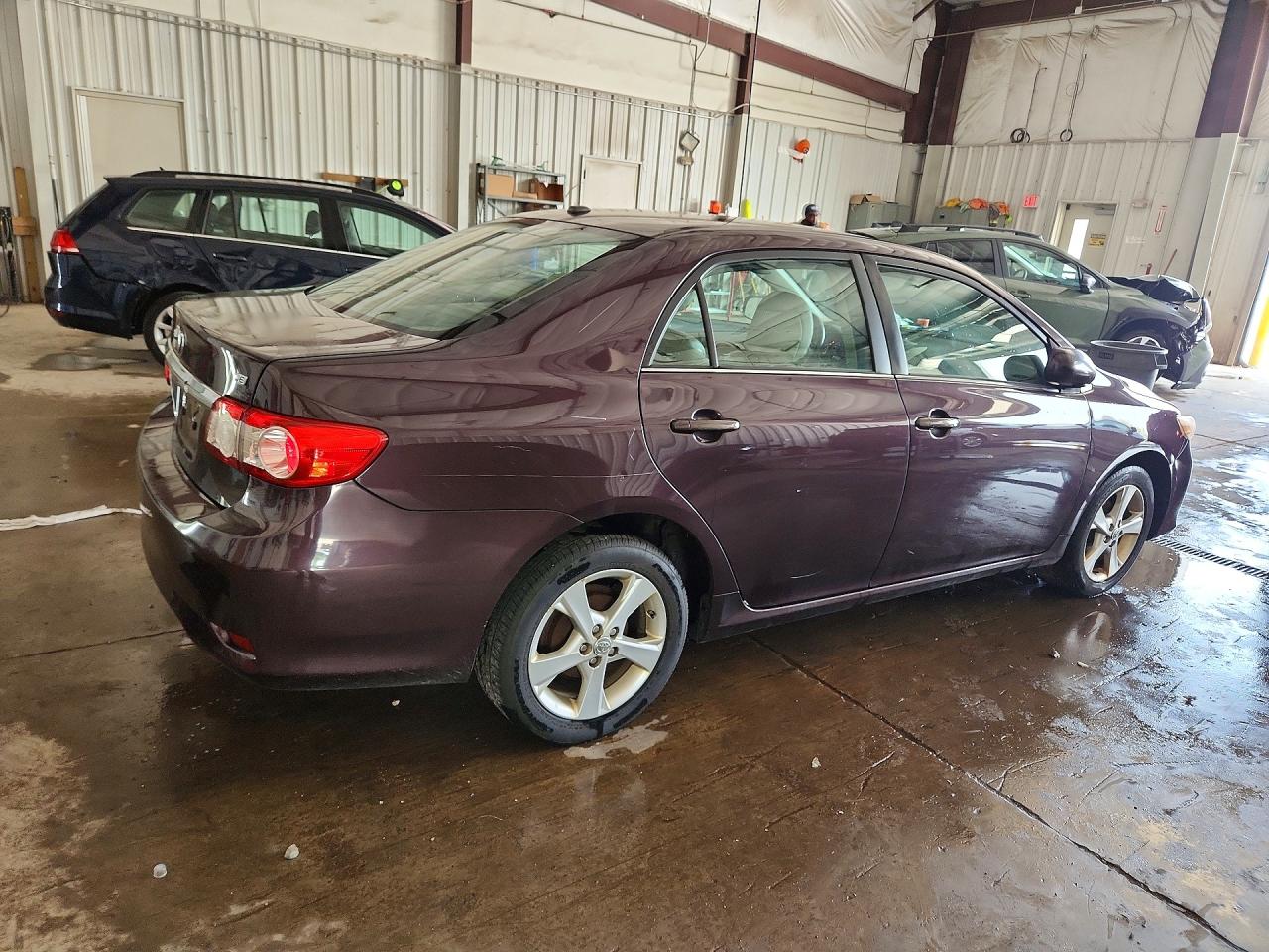 2013 Toyota Corolla Le Special Edition Purple vin: 2T1BU4EE3DC087008