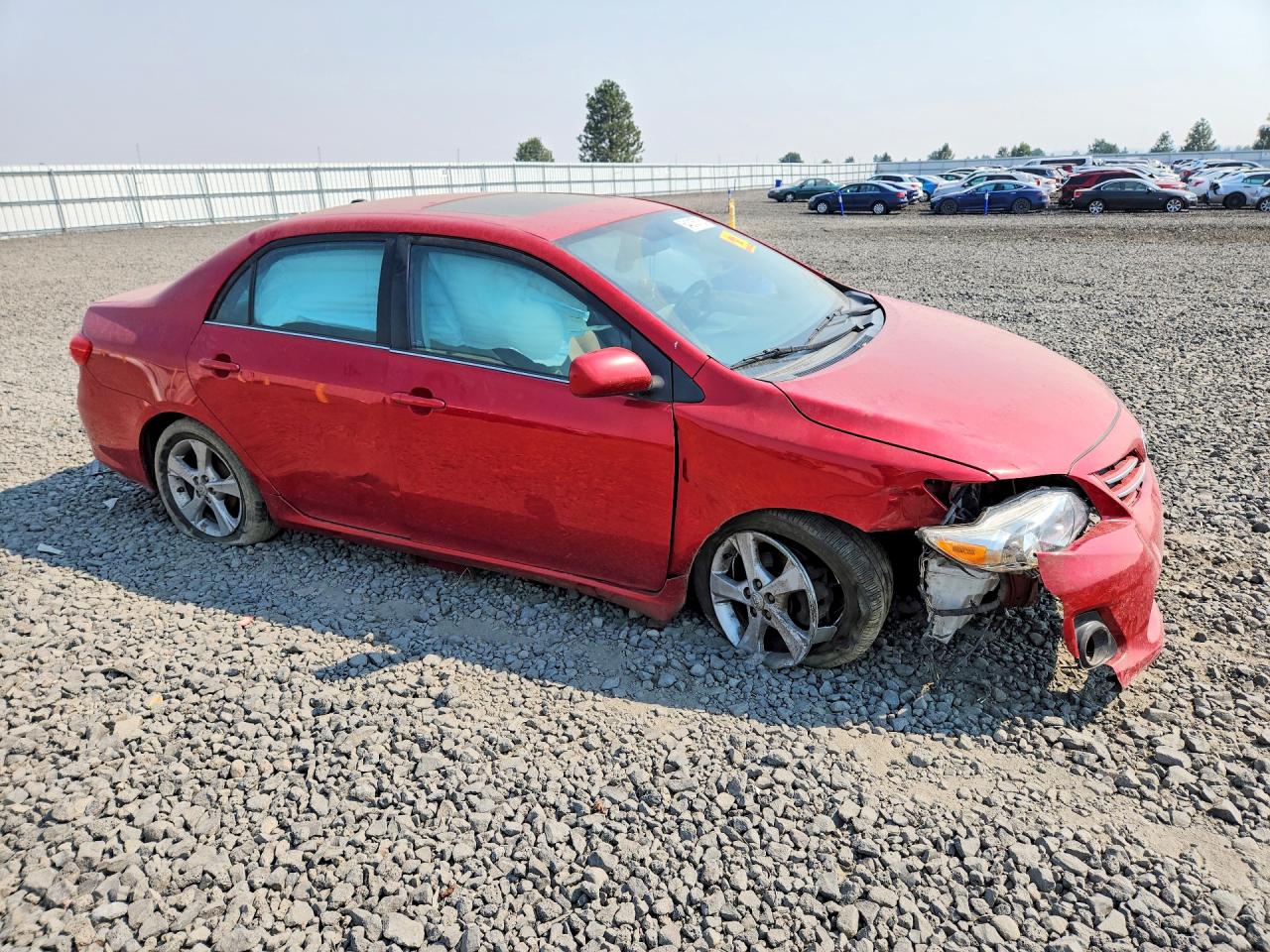 2013 Toyota Corolla Le Red vin: 2T1BU4EE3DC088322