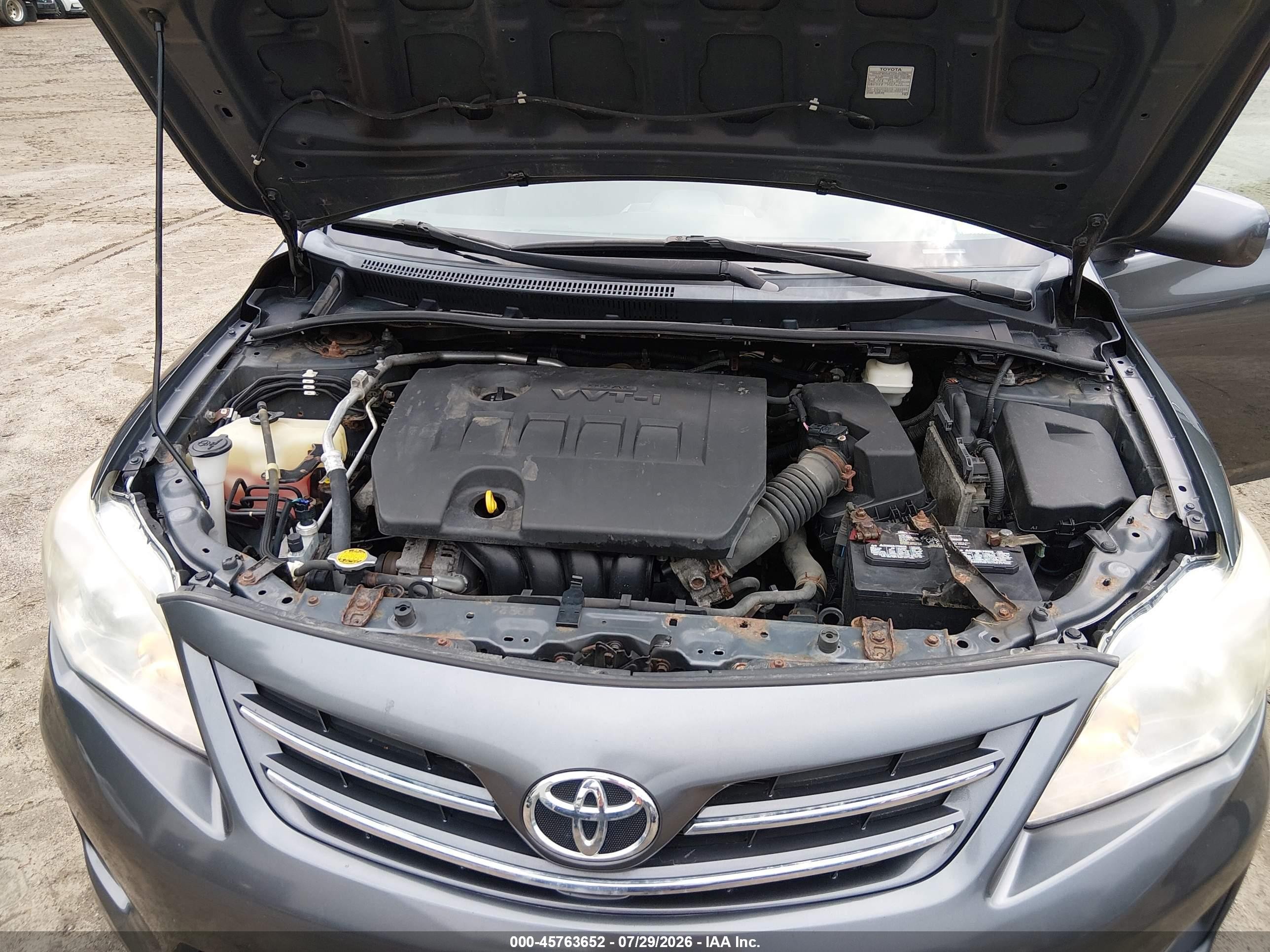 2013 Toyota Corolla Le Gray vin: 2T1BU4EE3DC099983