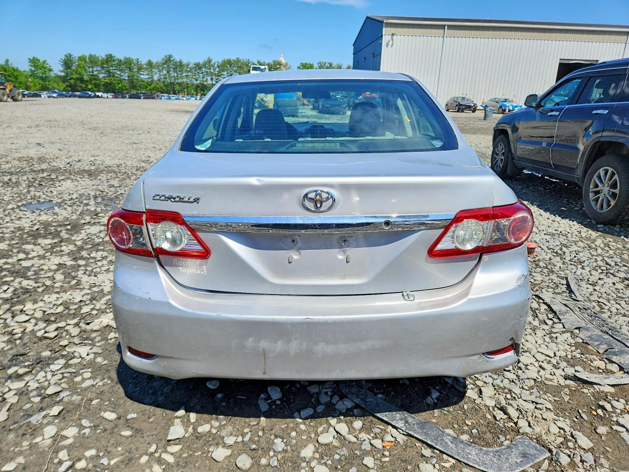 2013 Toyota Corolla L Silver vin: 2T1BU4EE3DC104079