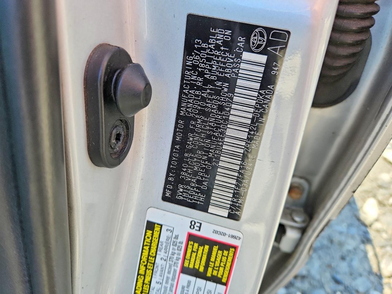 2013 Toyota Corolla L Silver vin: 2T1BU4EE3DC104079
