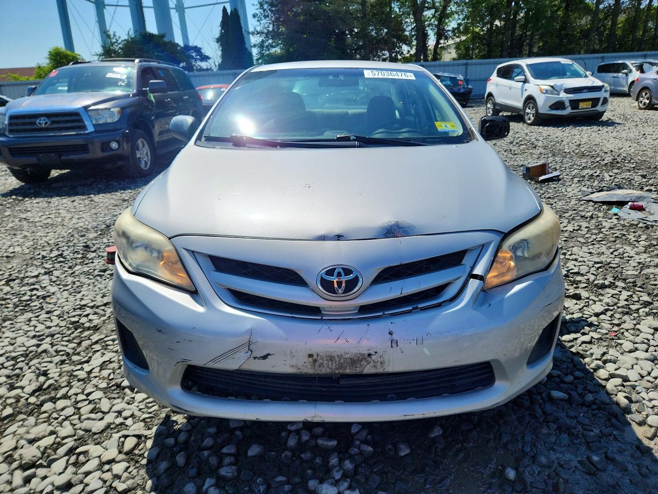 2013 Toyota Corolla L Silver vin: 2T1BU4EE3DC104079