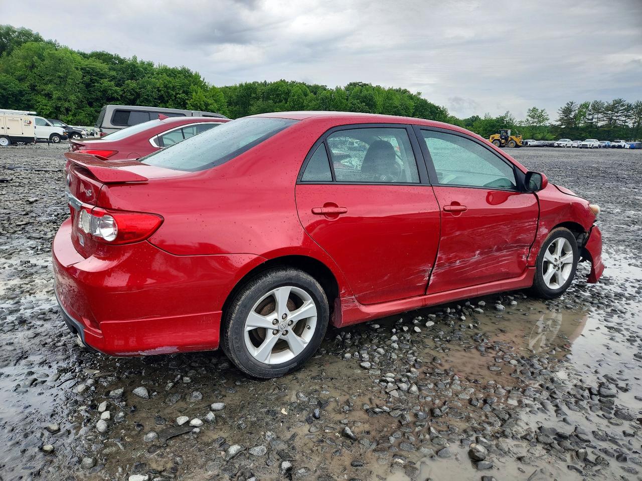 2013 Toyota Corolla S Красный vin: 2T1BU4EE3DC109122