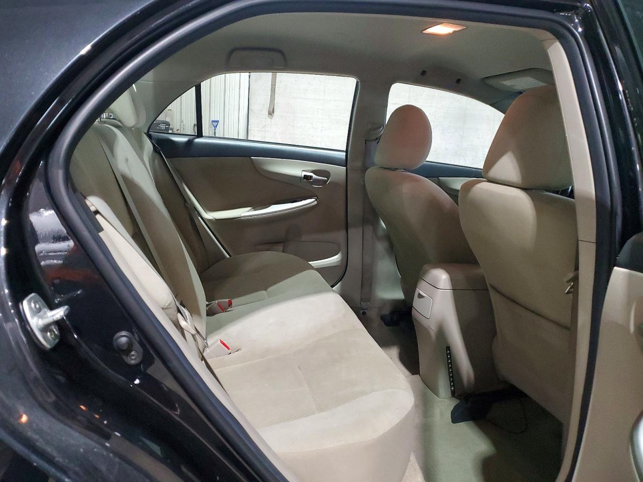 2013 Toyota Corolla Le Black vin: 2T1BU4EE3DC118001