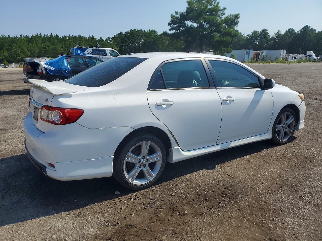 2013 Toyota Corolla S Белый vin: 2T1BU4EE3DC121903