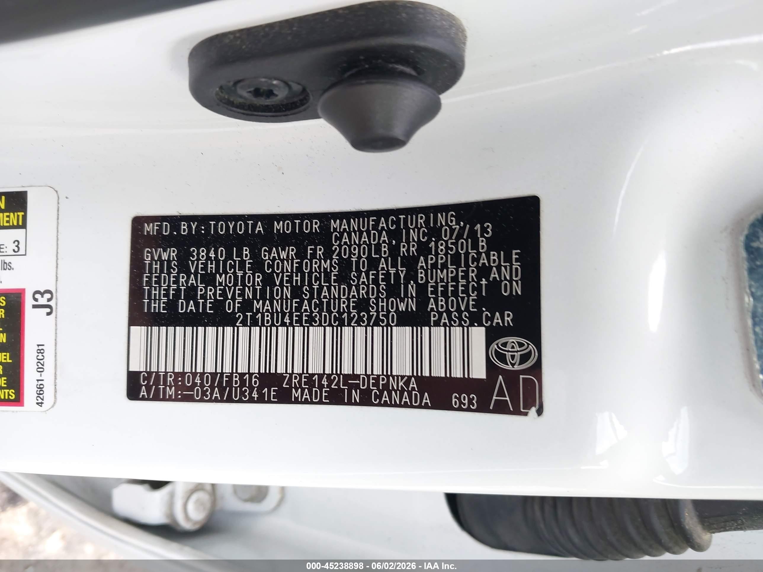 2013 Toyota Corolla Le White vin: 2T1BU4EE3DC123750