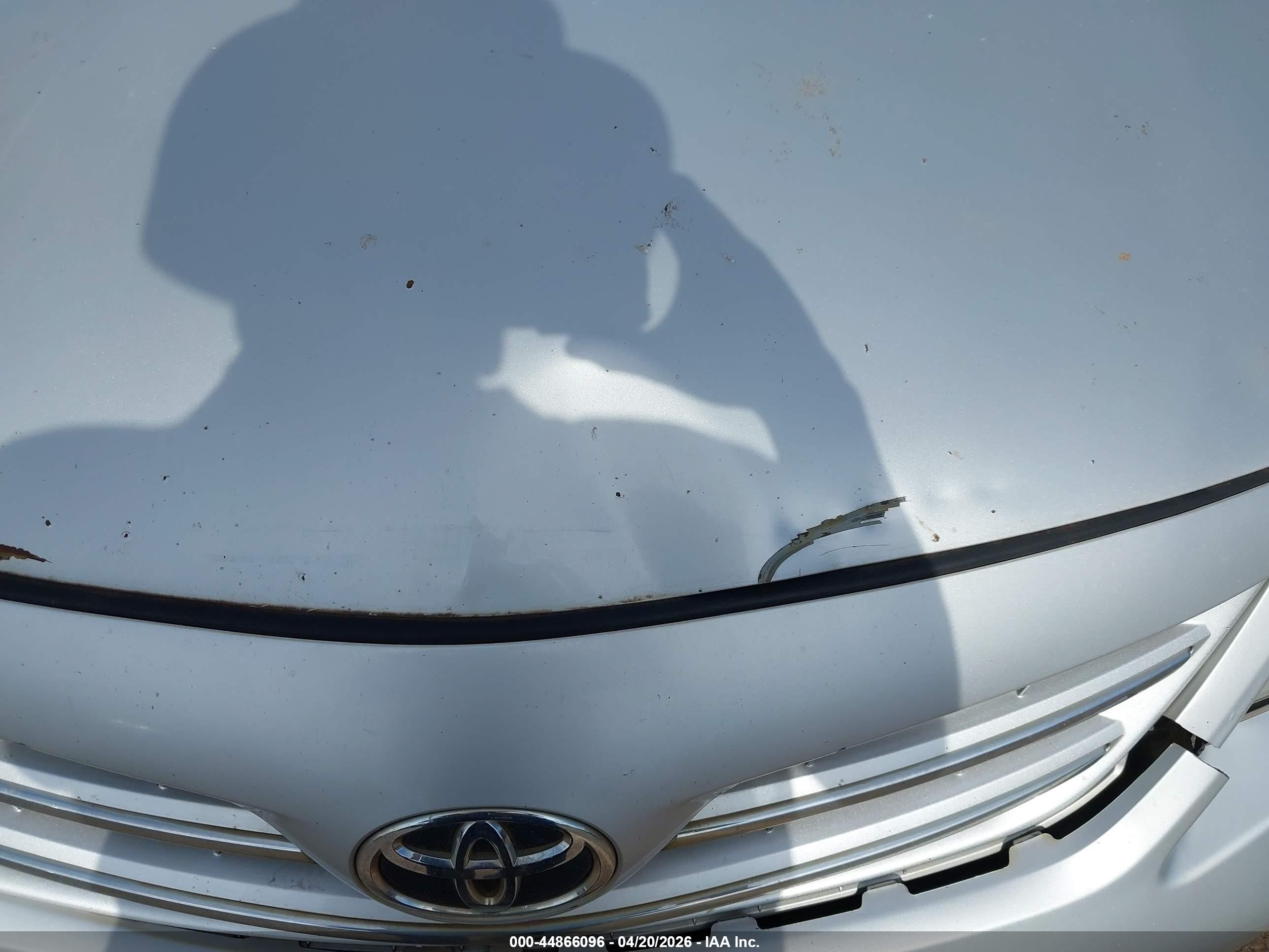 2013 Toyota Corolla   Silver vin: 2T1BU4EE3DC933105