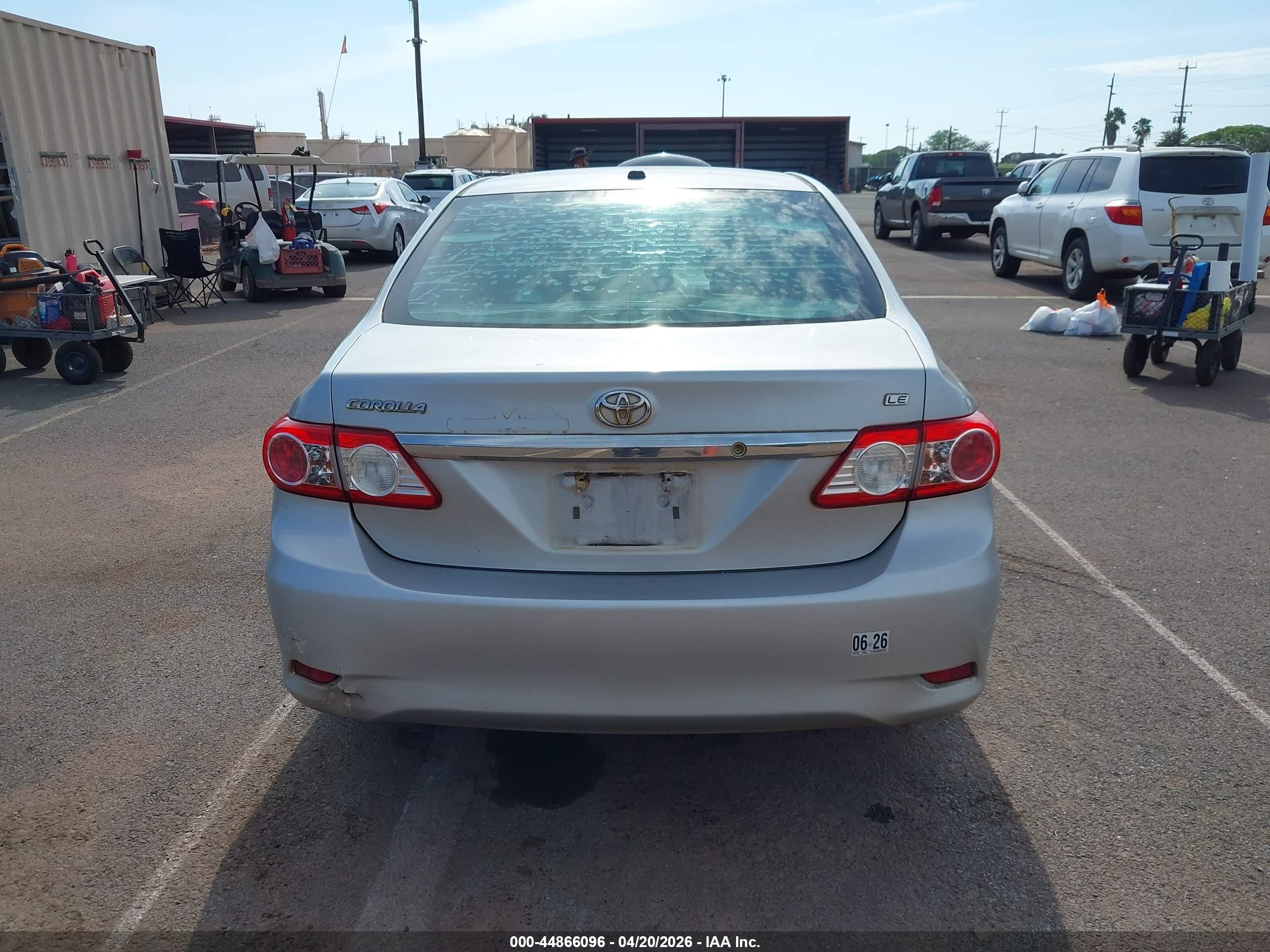 2013 Toyota Corolla   Silver vin: 2T1BU4EE3DC933105