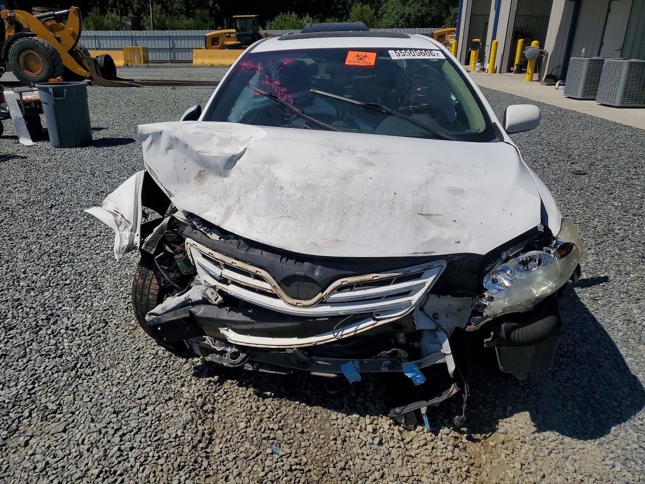 2013 Toyota Corolla Le White vin: 2T1BU4EE3DC935047