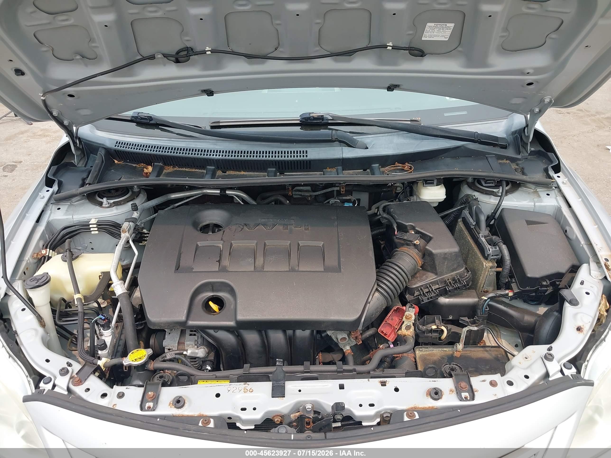 2013 Toyota Corolla Le Silver vin: 2T1BU4EE3DC951023