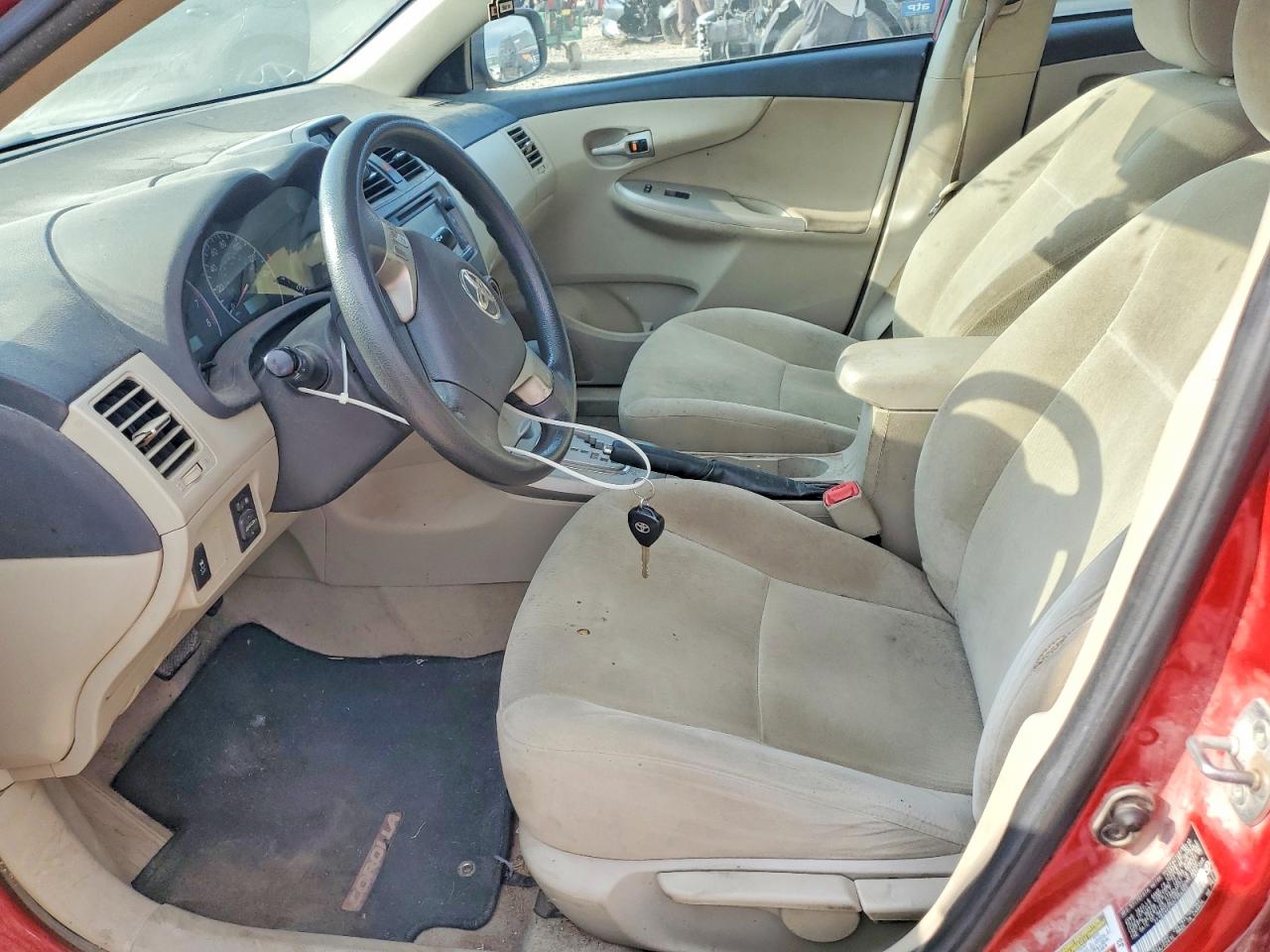 2013 Toyota Corolla Le Красный vin: 2T1BU4EE3DC959364