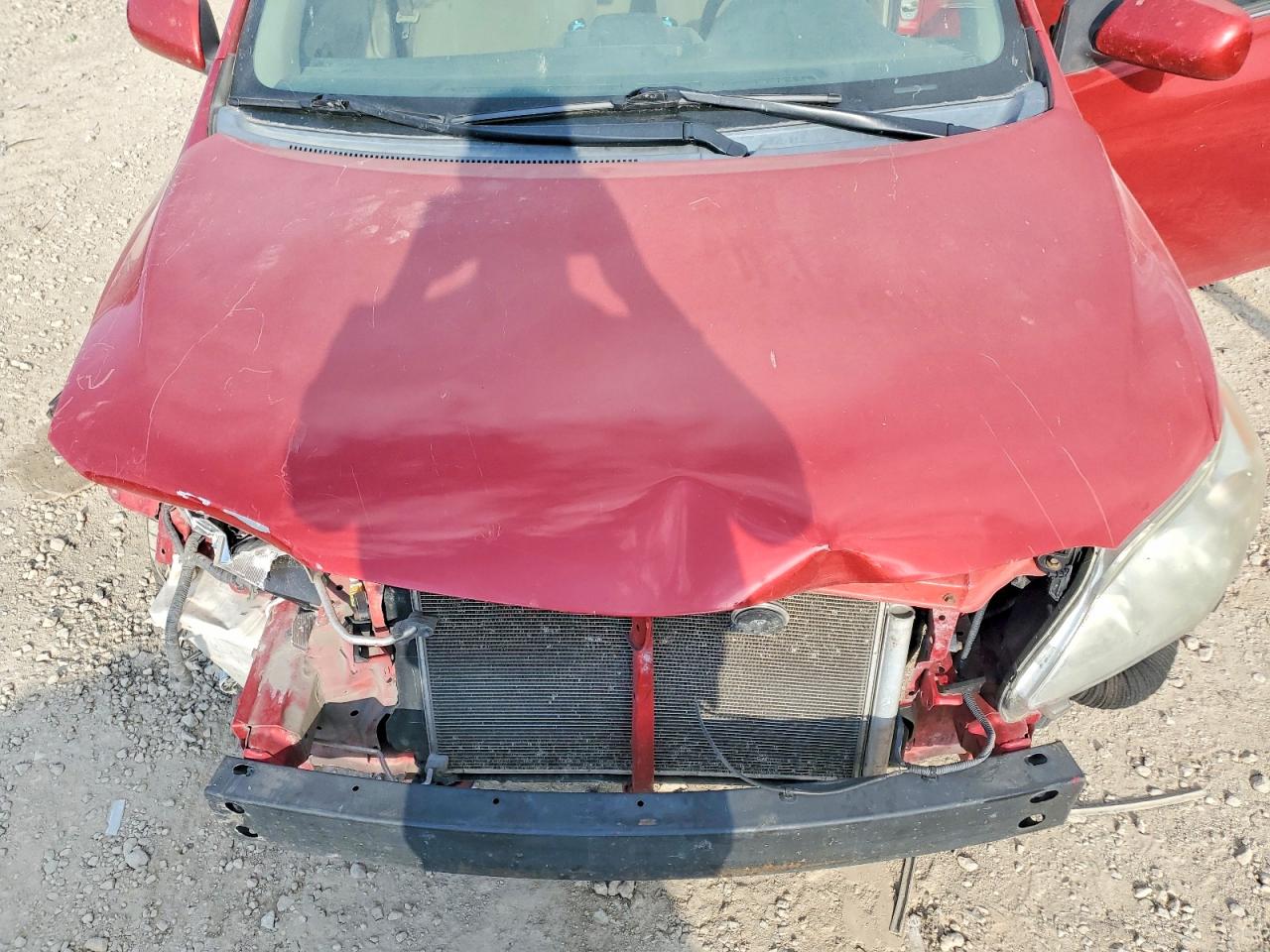 2013 Toyota Corolla Le Красный vin: 2T1BU4EE3DC959364