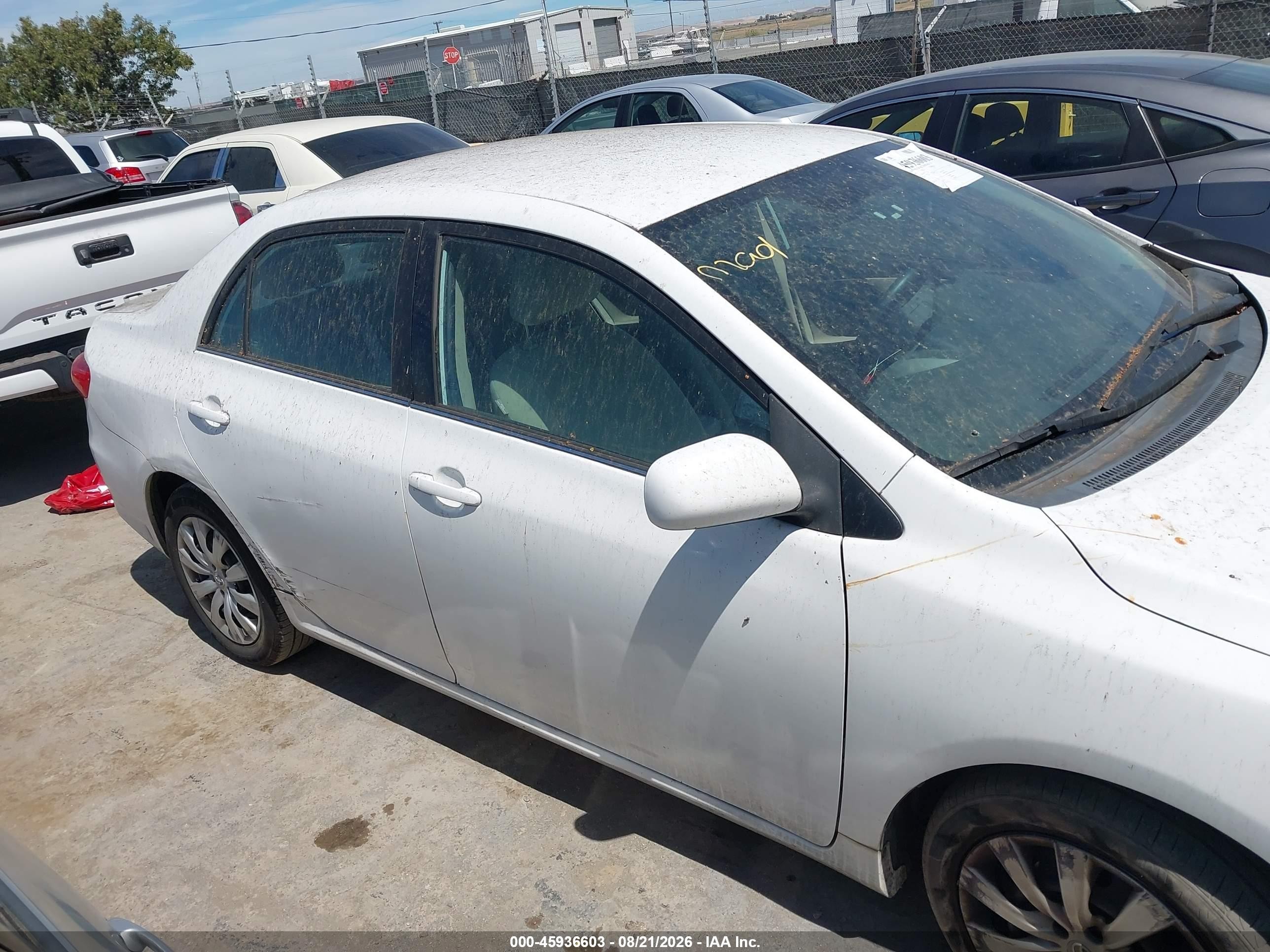 2013 Toyota Corolla Le Белый vin: 2T1BU4EE3DC975175
