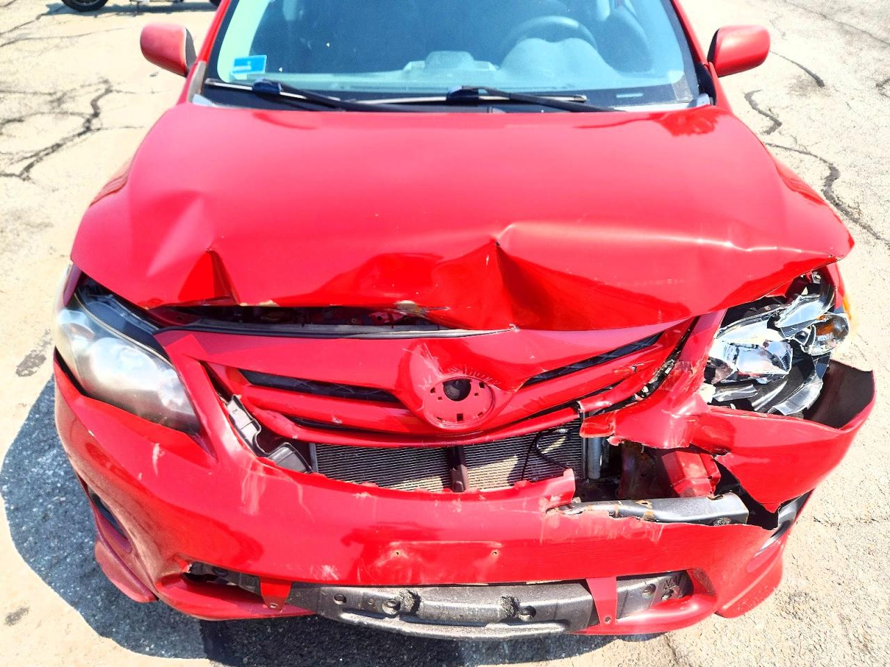 2013 Toyota Corolla S Red vin: 2T1BU4EE3DC976956