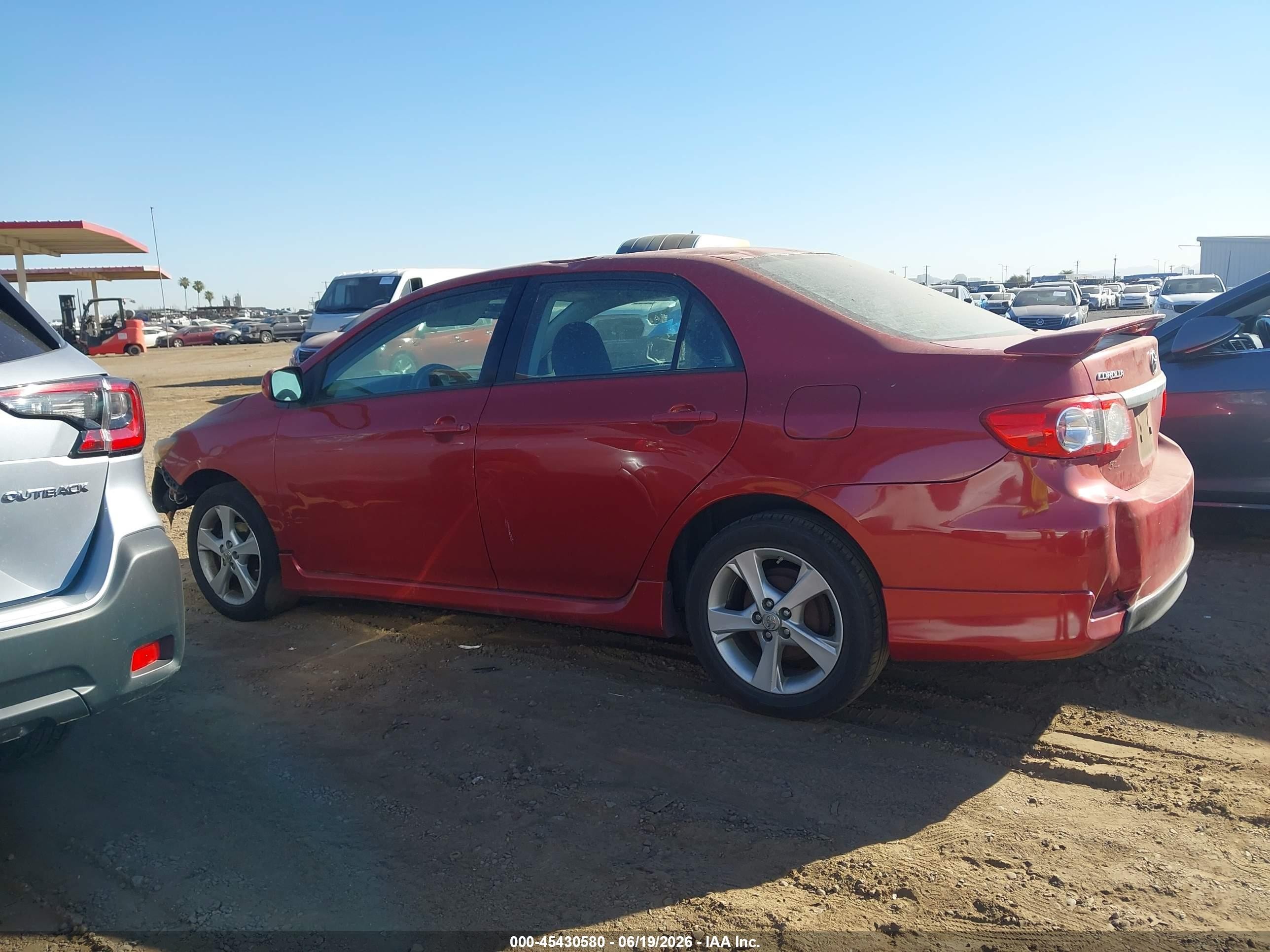 2013 Toyota Corolla S Maroon vin: 2T1BU4EE3DC985625