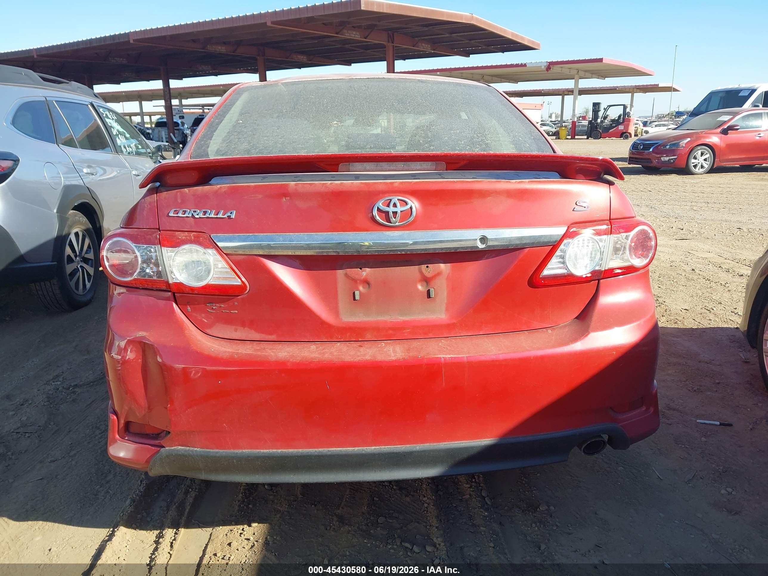 2013 Toyota Corolla S Maroon vin: 2T1BU4EE3DC985625