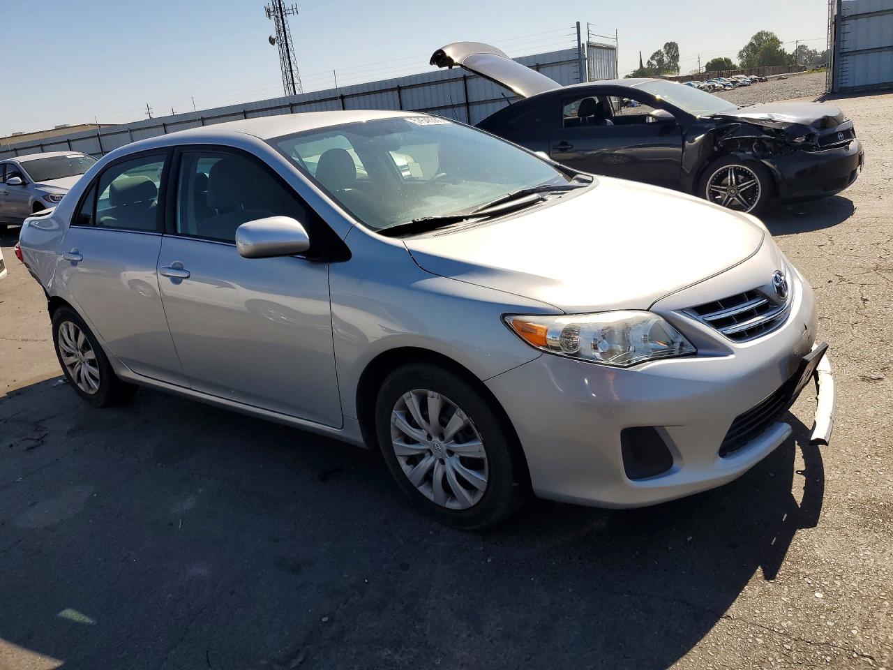 2013 Toyota Corolla Le Silver vin: 2T1BU4EE3DC987729
