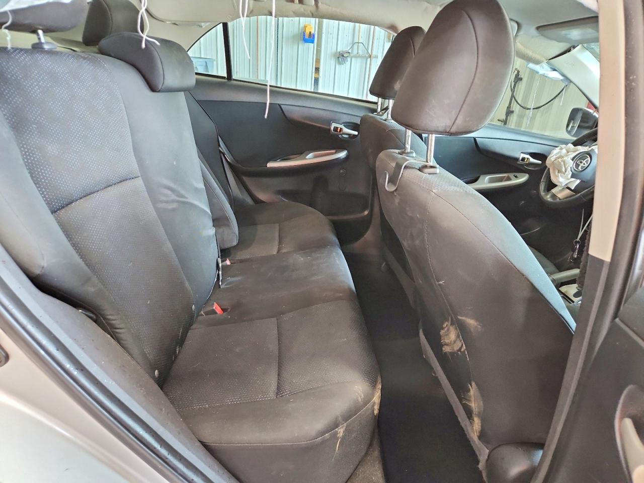 2010 Toyota Corolla S Silver vin: 2T1BU4EE4AC193477