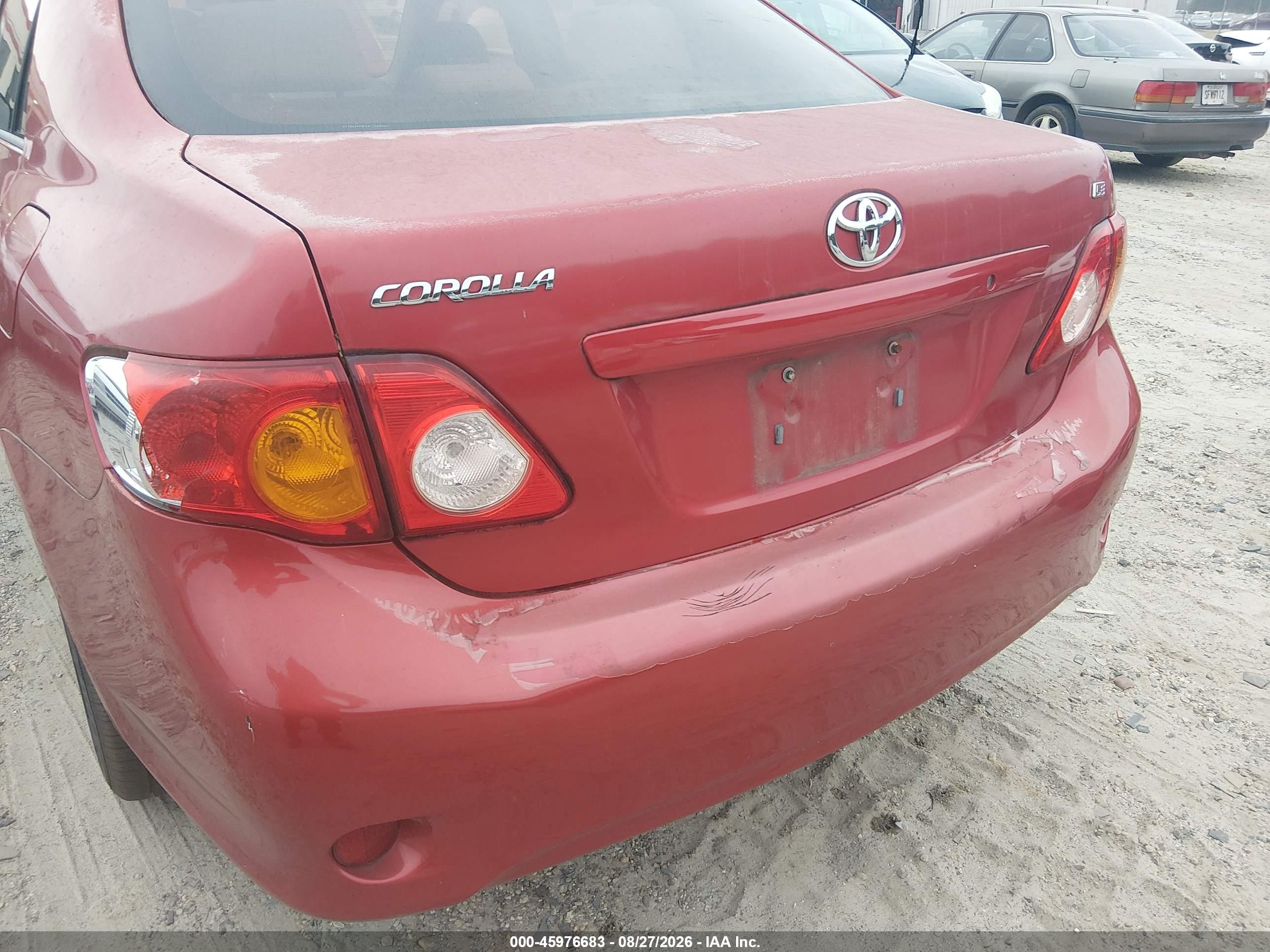 2010 Toyota Corolla Le Red vin: 2T1BU4EE4AC238661