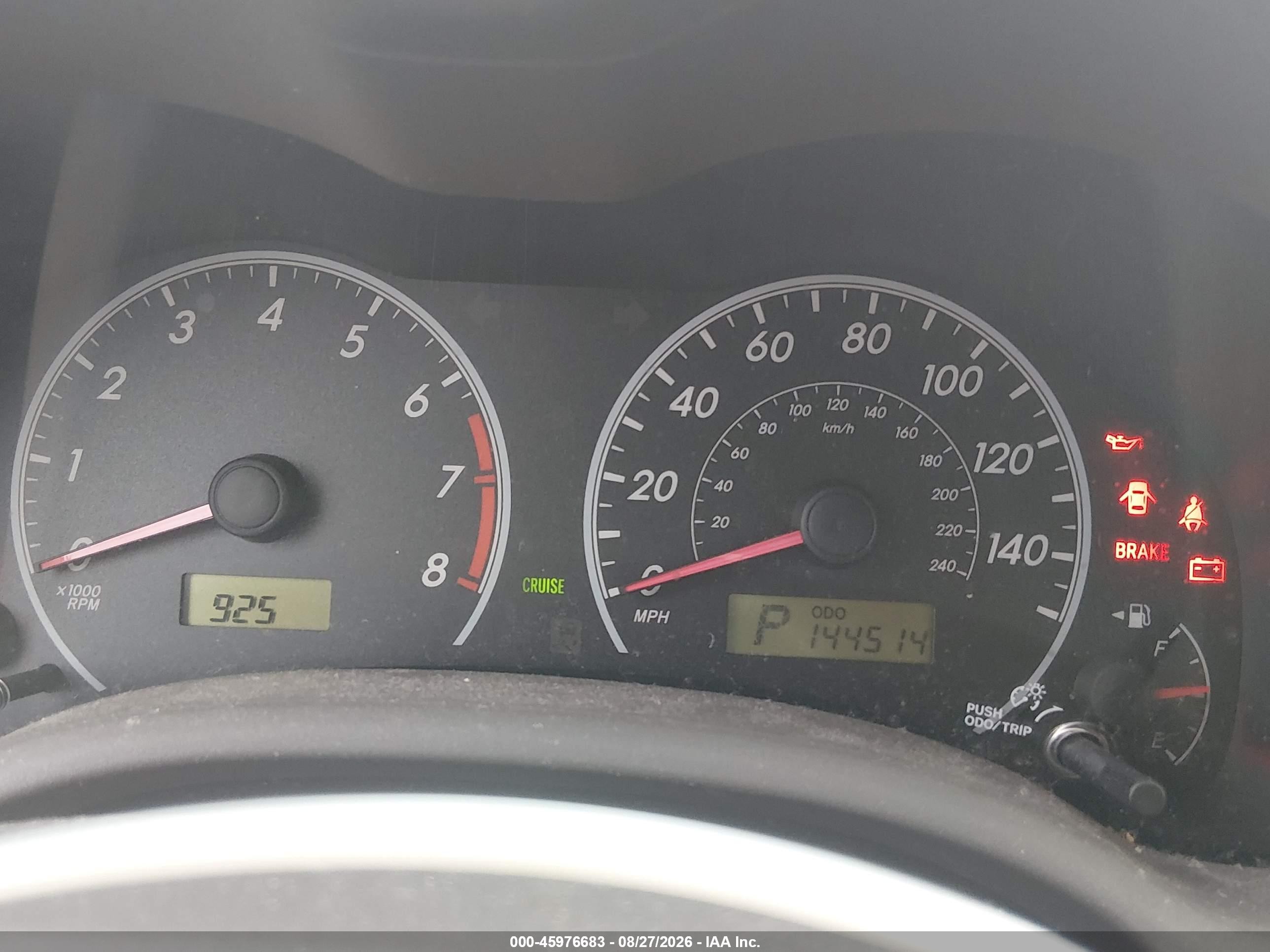 2010 Toyota Corolla Le Red vin: 2T1BU4EE4AC238661