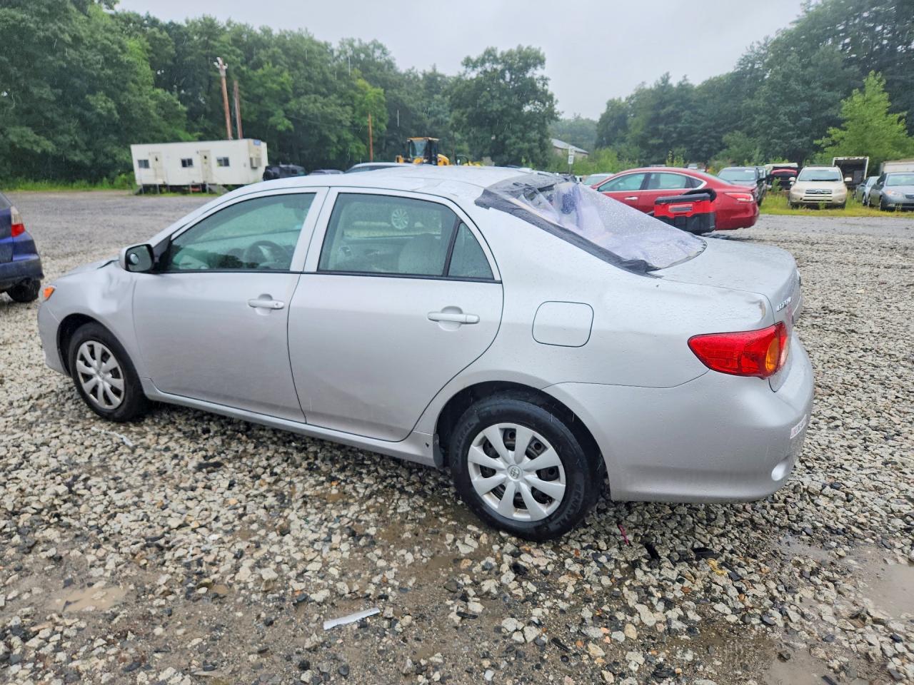 2010 Toyota Corolla Le Silver vin: 2T1BU4EE4AC242841