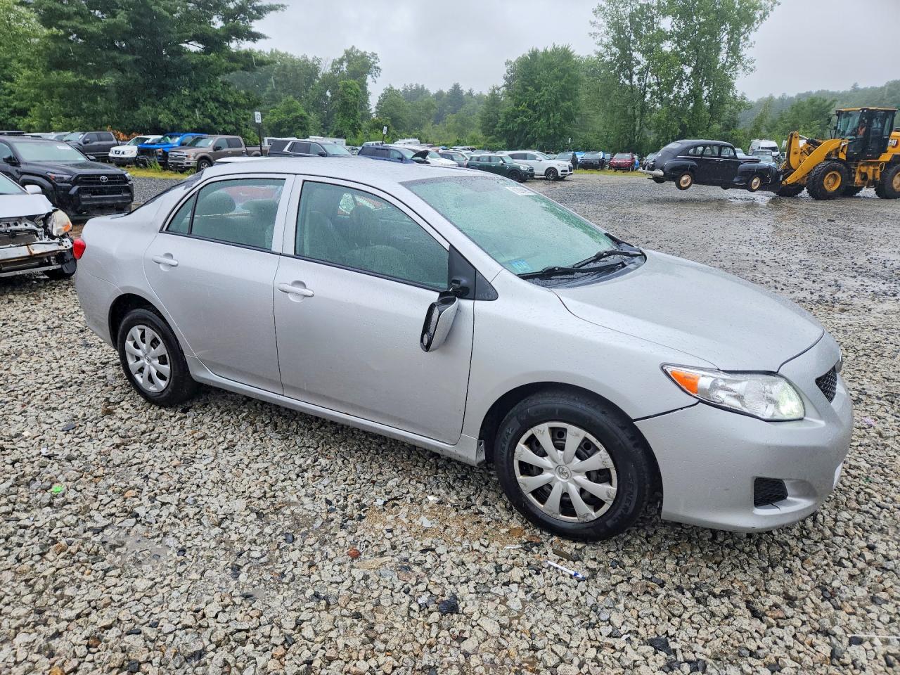 2010 Toyota Corolla Le Silver vin: 2T1BU4EE4AC242841