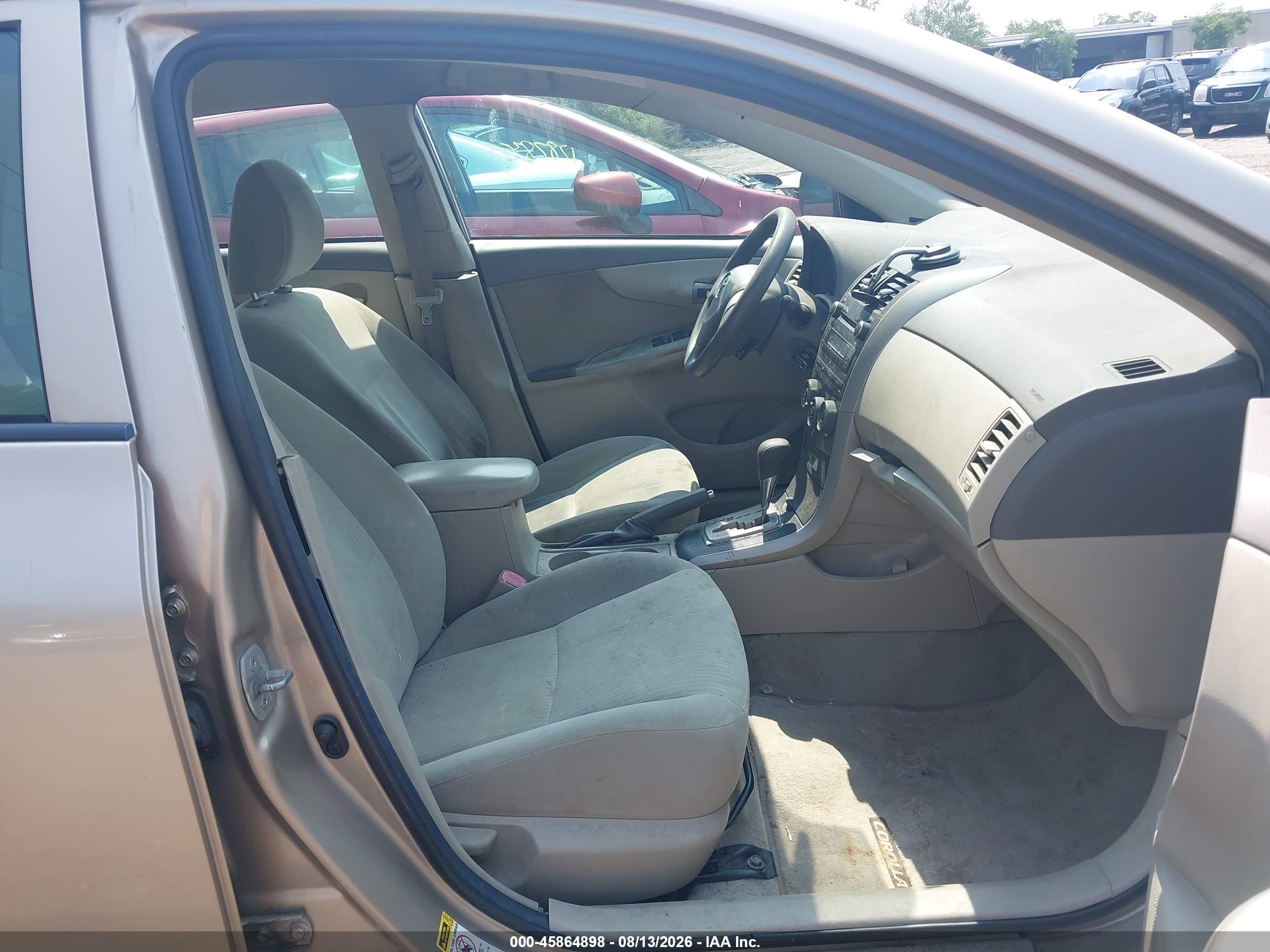 2010 Toyota Corolla Le Gold vin: 2T1BU4EE4AC263933