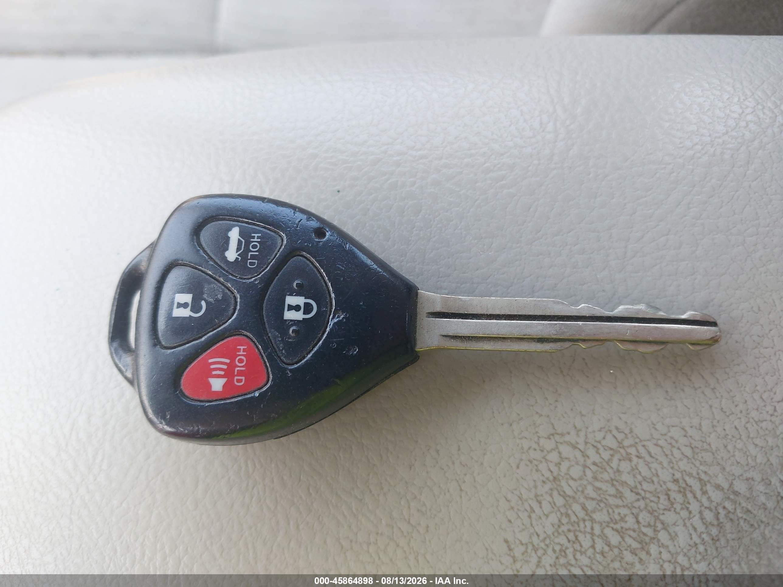 2010 Toyota Corolla Le Gold vin: 2T1BU4EE4AC263933