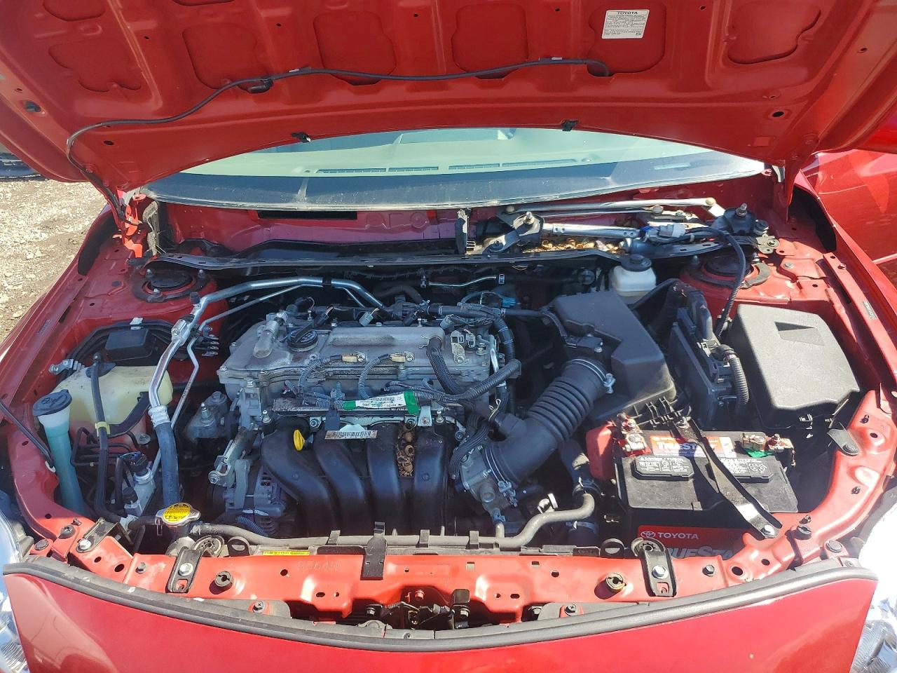 2010 Toyota Corolla Le Red vin: 2T1BU4EE4AC265455
