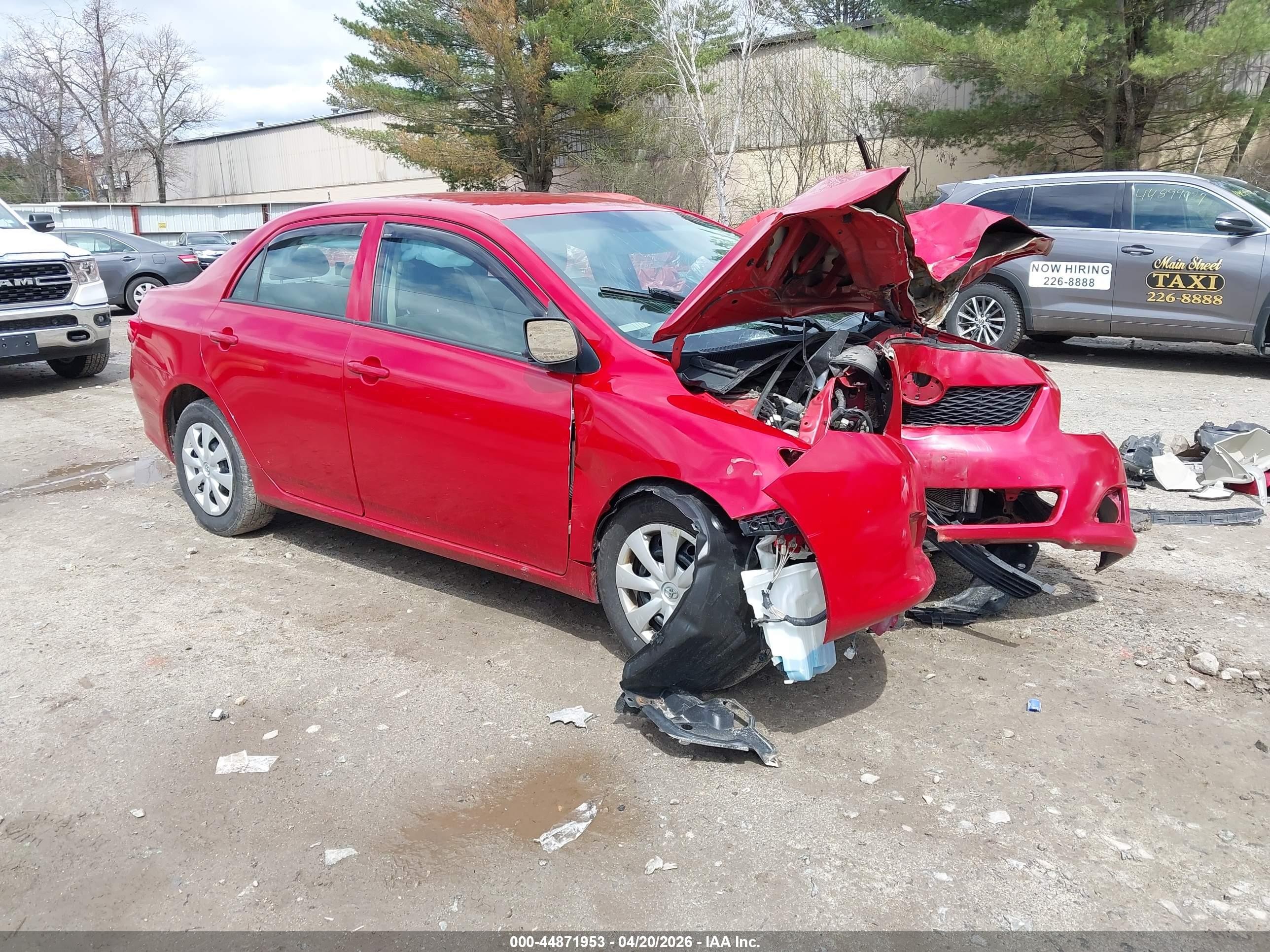 2010 Toyota Corolla Le Red vin: 2T1BU4EE4AC279372