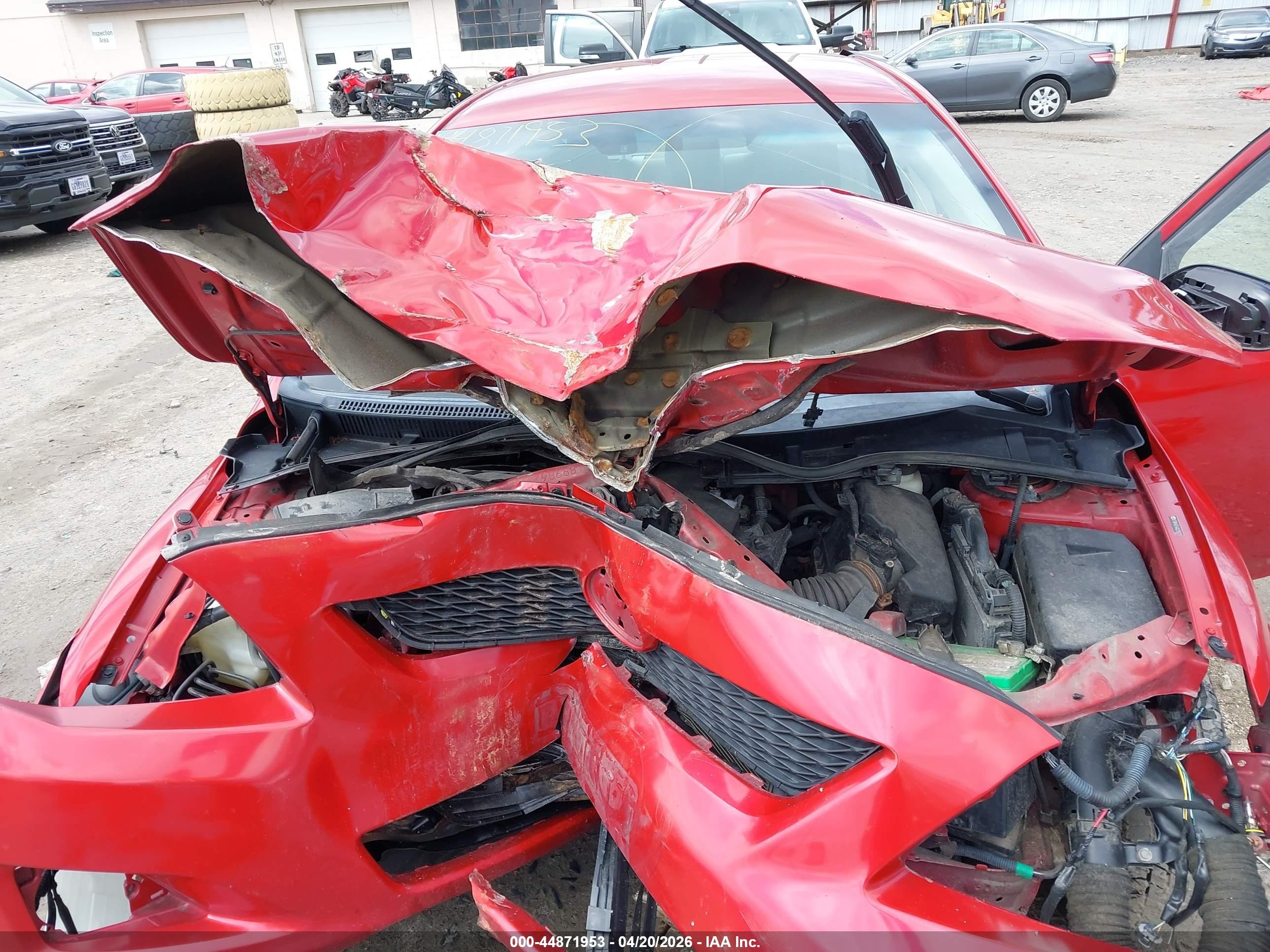 2010 Toyota Corolla Le Red vin: 2T1BU4EE4AC279372