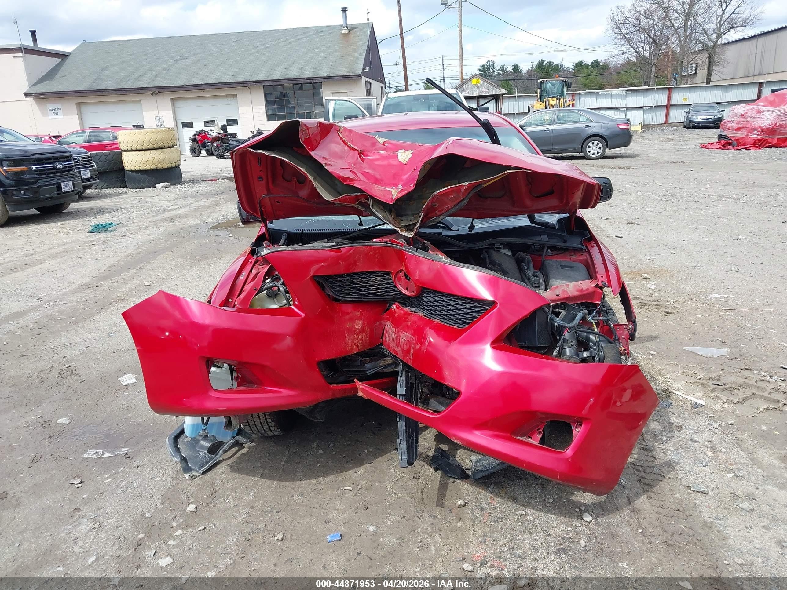 2010 Toyota Corolla Le Red vin: 2T1BU4EE4AC279372