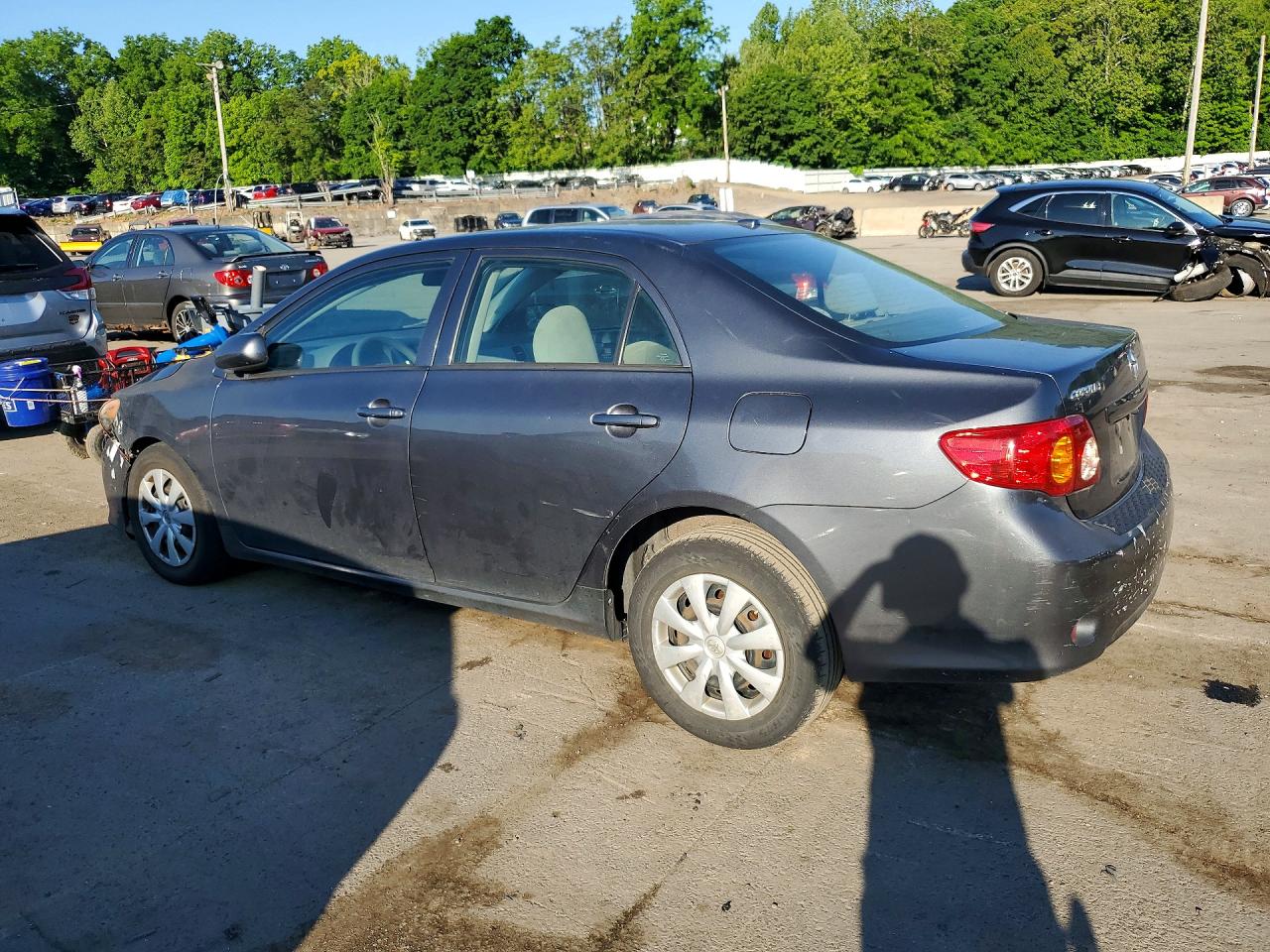 2010 Toyota Corolla Le Gray vin: 2T1BU4EE4AC300009